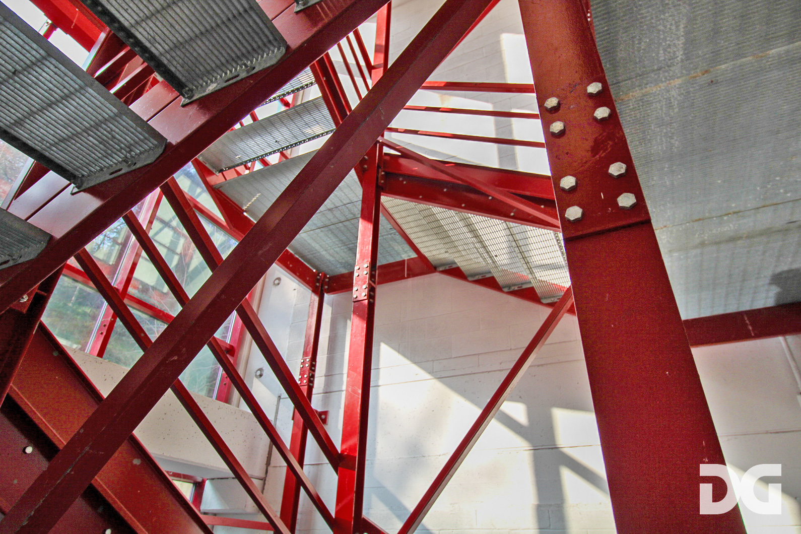 Immobiliare Del Guasta ARENZANO – CAPANNONE MQ. 6800 