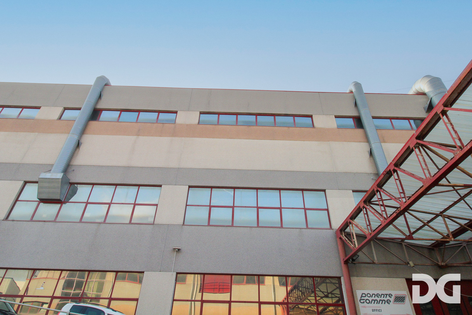 Immobiliare Del Guasta ARENZANO – CAPANNONE MQ. 6800 