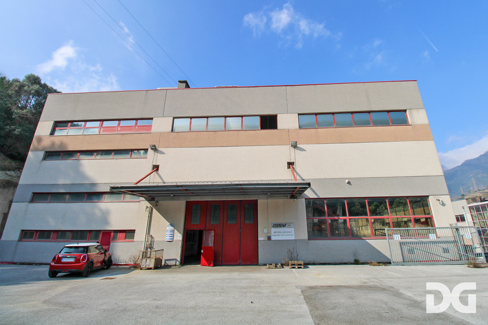 Immobiliare Del Guasta ARENZANO – CAPANNONE MQ. 6800 