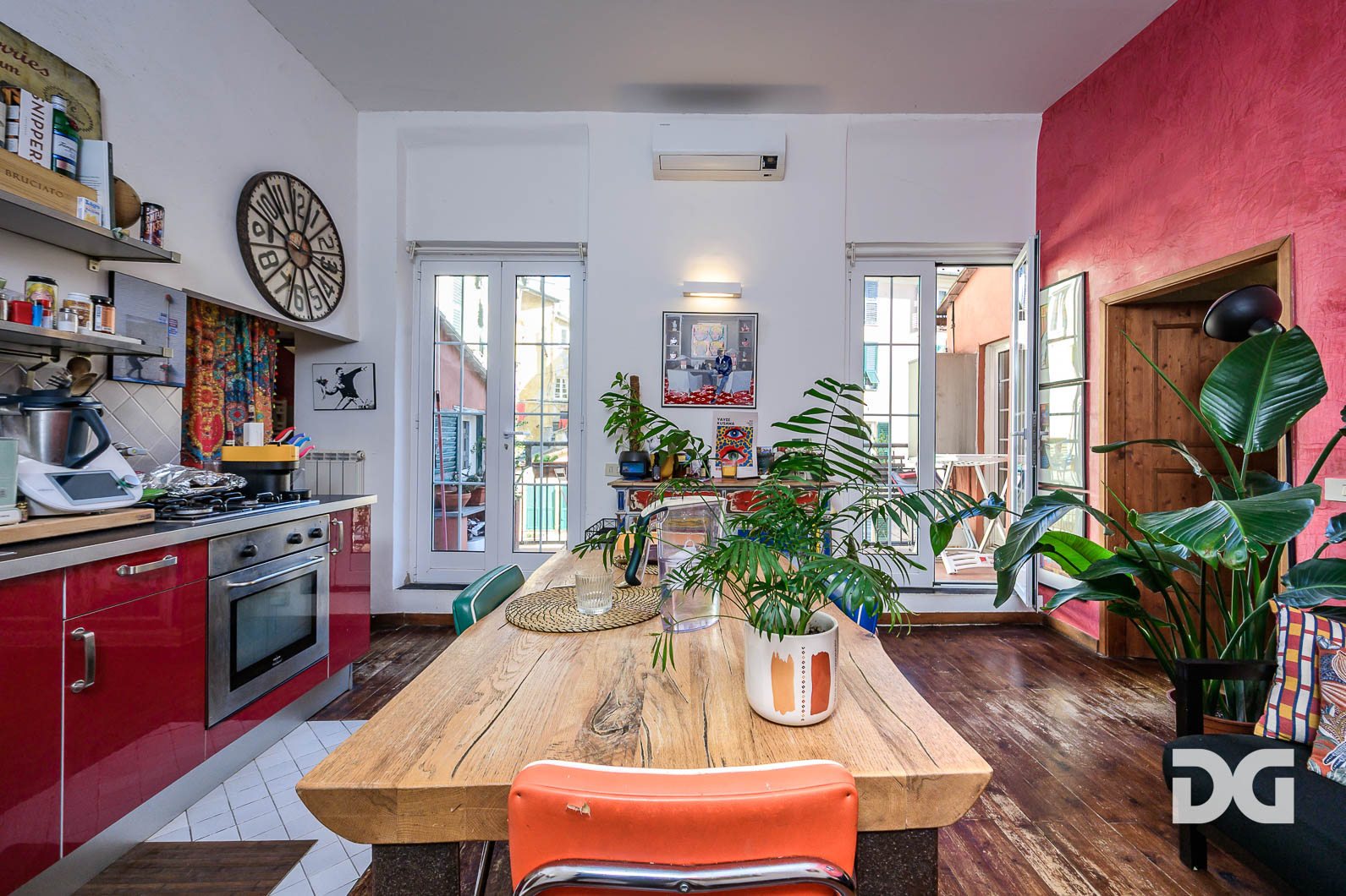 Immobiliare Del Guasta CENTRO STORICO – MACELLI DI SOZIGLIA ARREDATI MQ. 69 CON TERRAZZO 