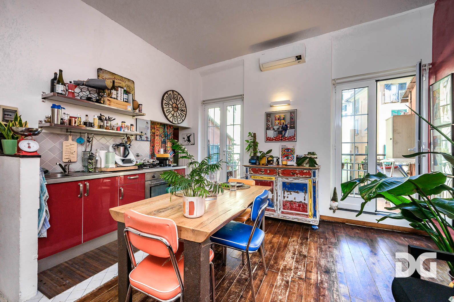 Immobiliare Del Guasta CENTRO STORICO – MACELLI DI SOZIGLIA ARREDATI MQ. 69 CON TERRAZZO 