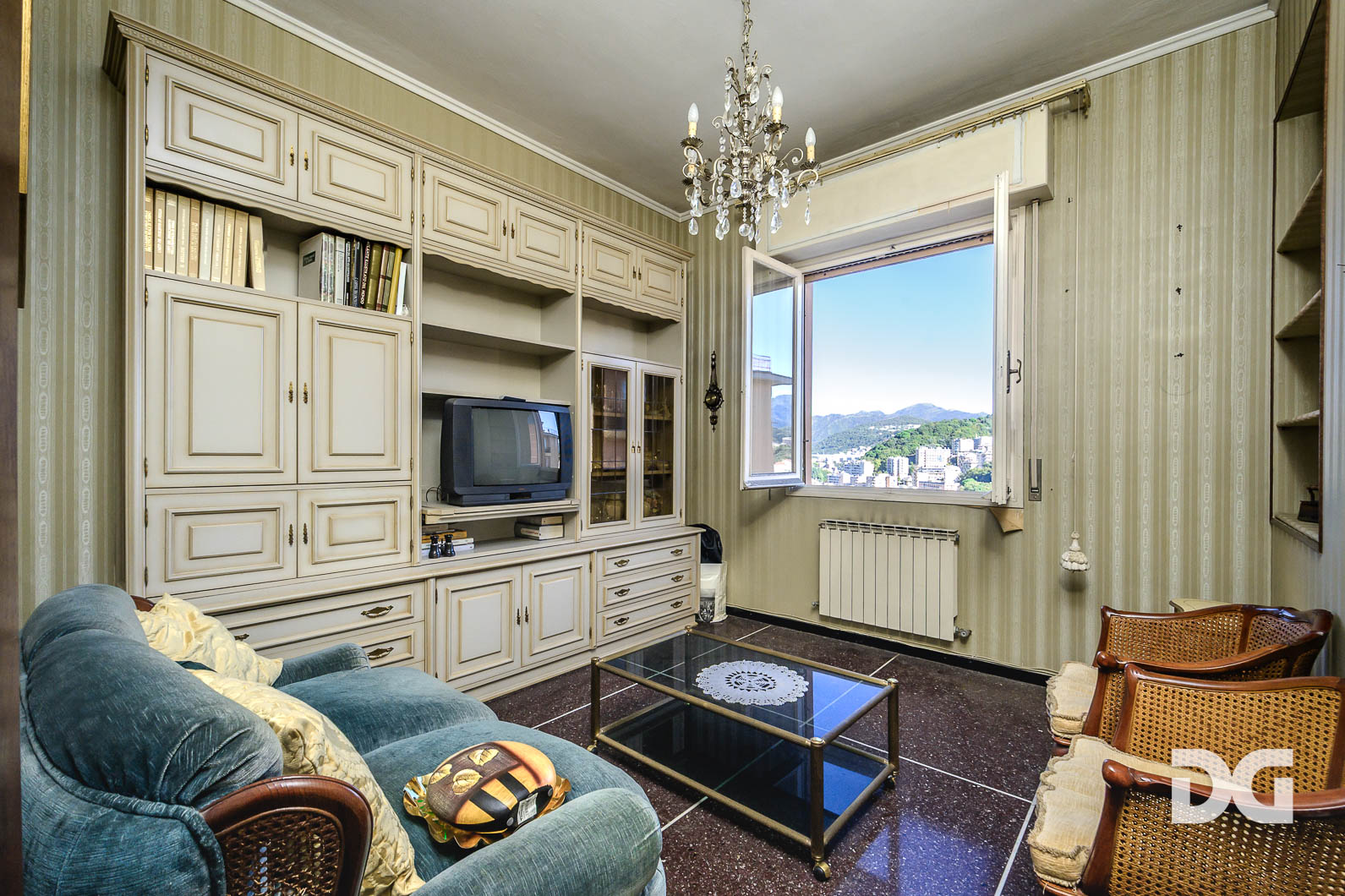 Immobiliare Del Guasta MANIN - VIA BURLANDO – MQ. 56 CON BALCONE E BOX 