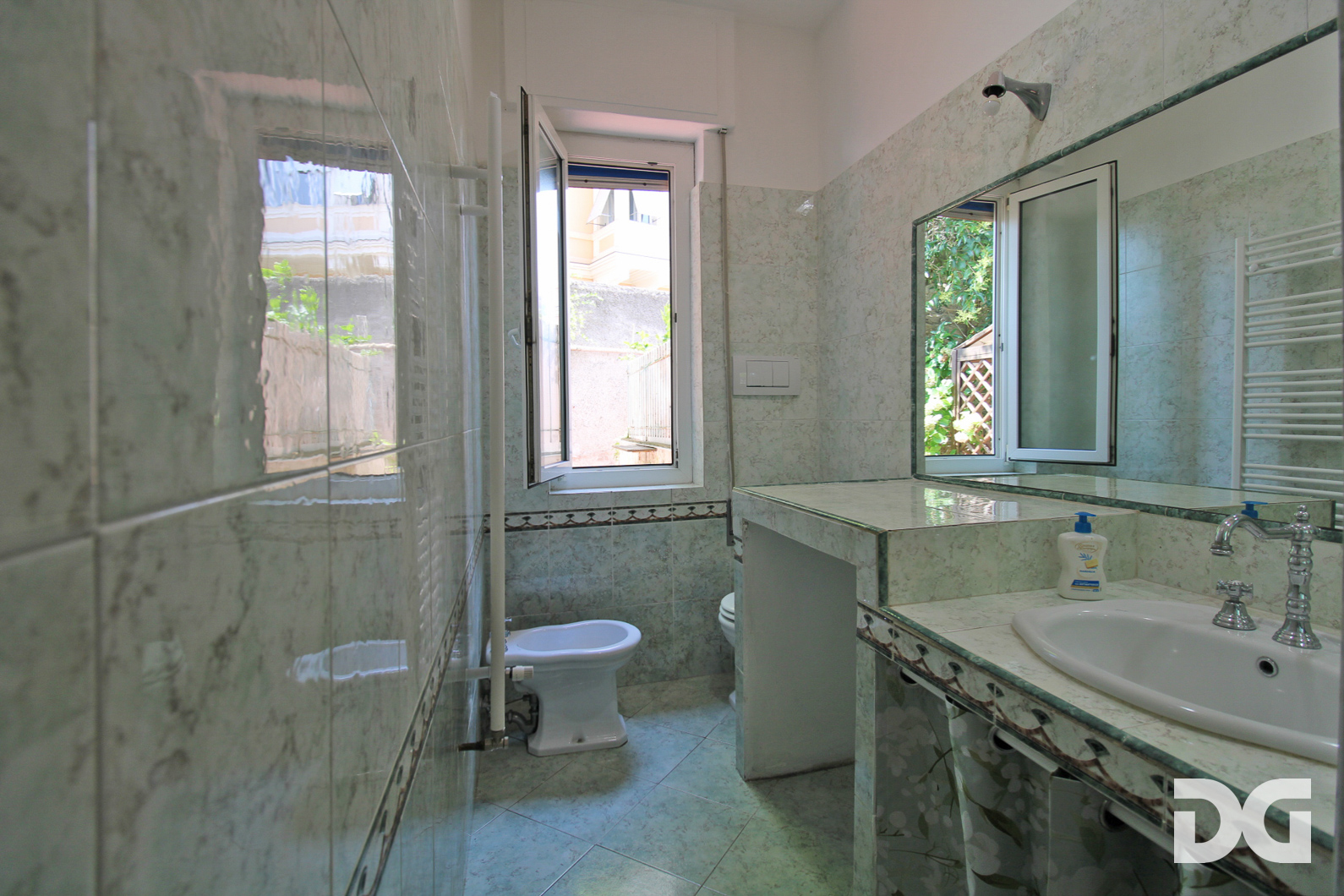 Immobiliare Del Guasta CASTELLETTO – VIA OGERIO PANE ORDINATI MQ. 65 CON TERRAZZI E POSTO AUTO 
