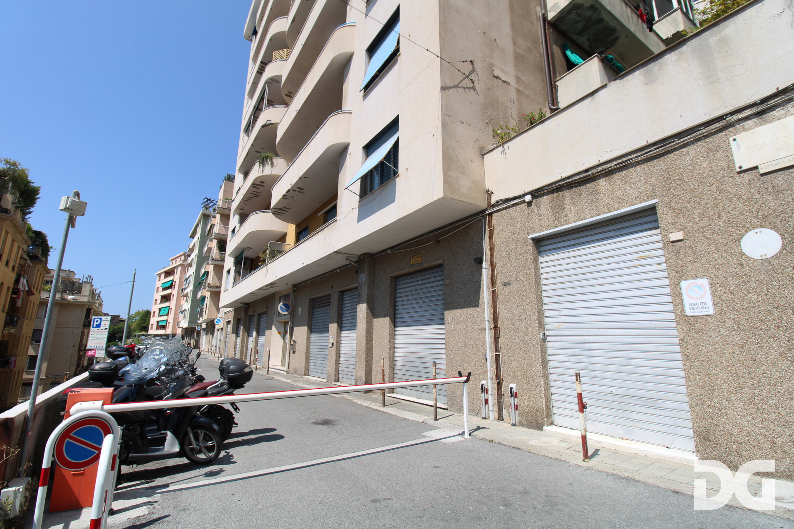 Immobiliare Del Guasta CASTELLETTO – VIA OGERIO PANE ORDINATI MQ. 65 CON TERRAZZI E POSTO AUTO 