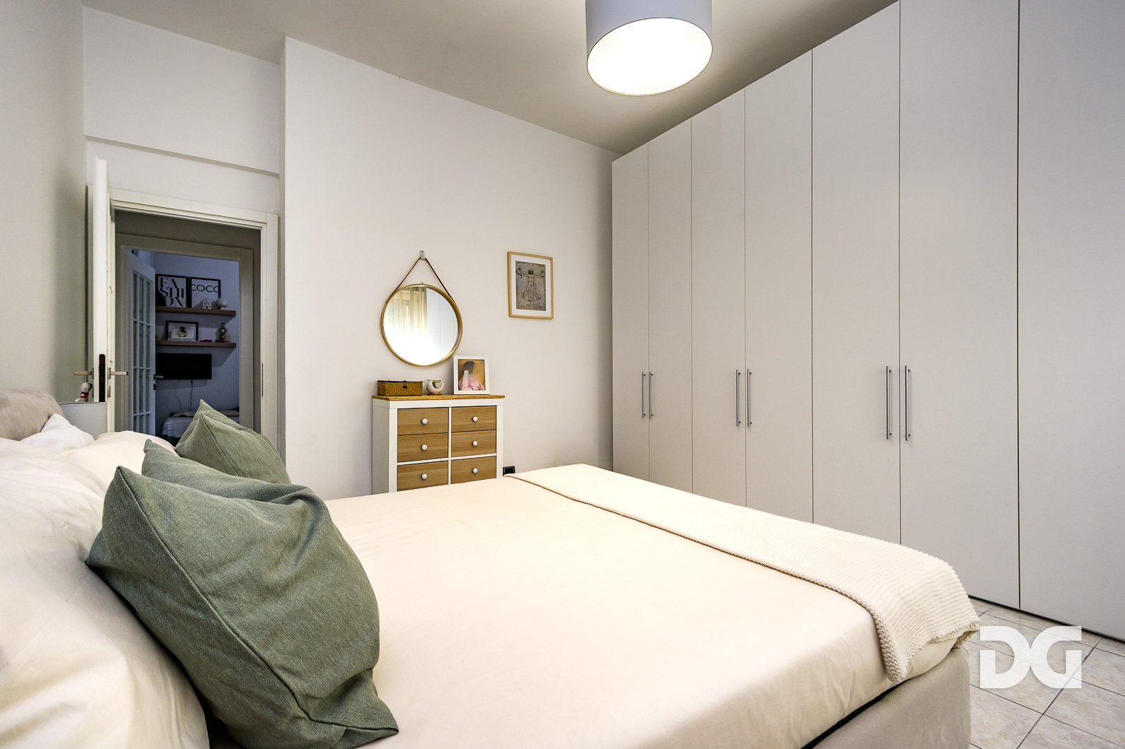 Immobiliare Del Guasta OREGINA – VESUVIO – RISTRUTTURATI MQ. 96 CON TERRAZZO 
