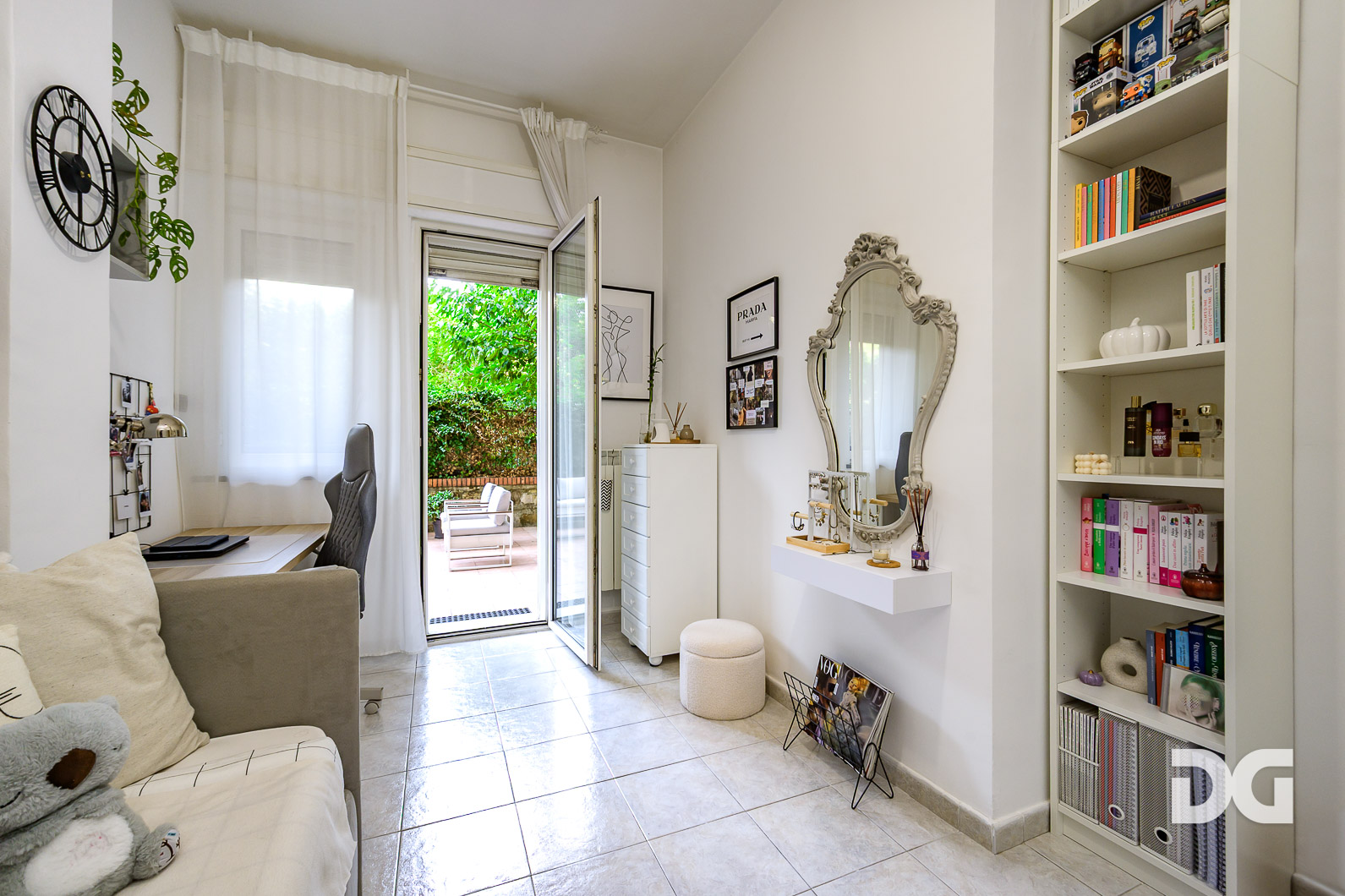 Immobiliare Del Guasta OREGINA – VESUVIO – RISTRUTTURATI MQ. 96 CON TERRAZZO 