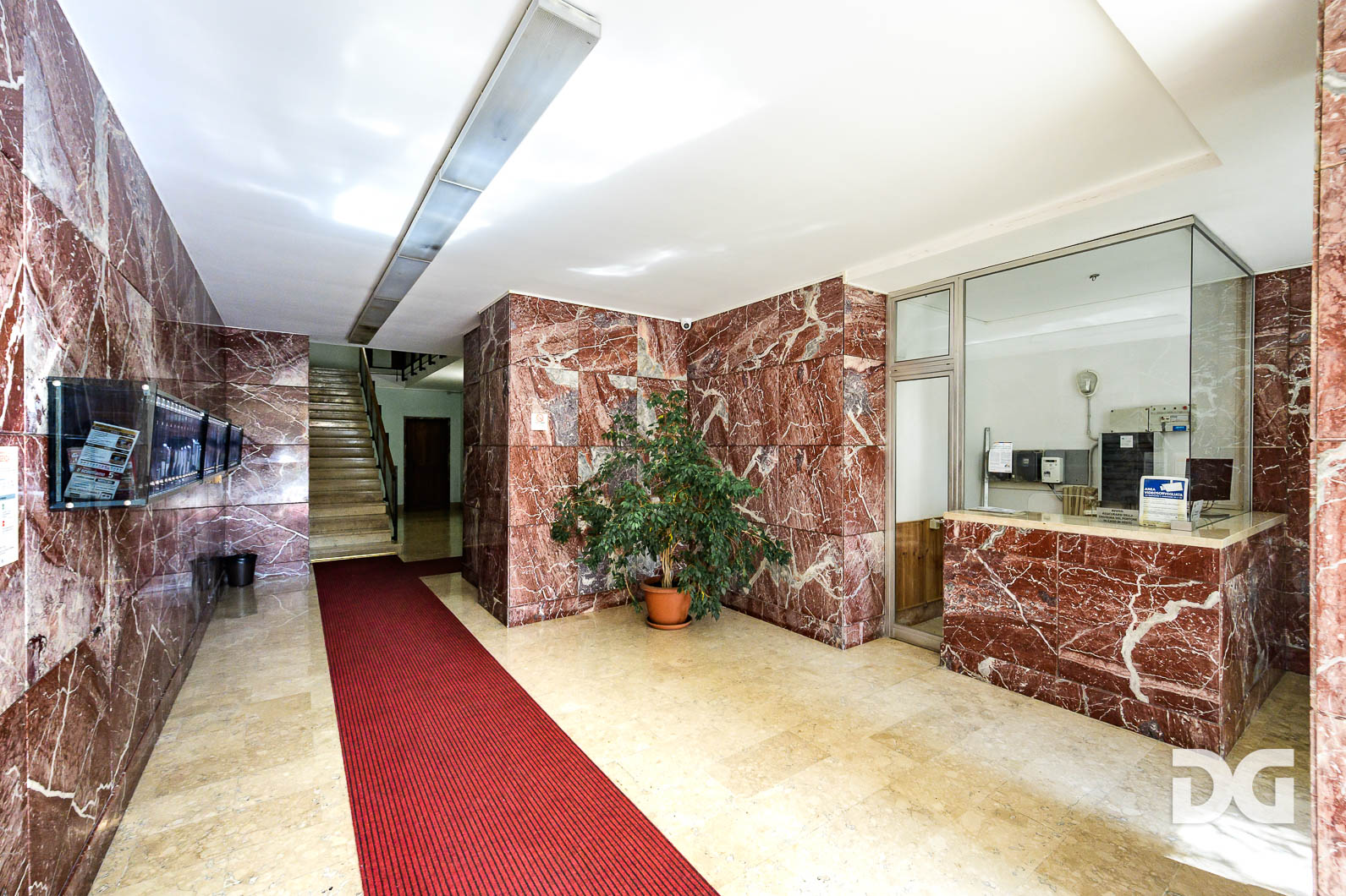 Immobiliare Del Guasta OREGINA – VESUVIO – RISTRUTTURATI MQ. 96 CON TERRAZZO 