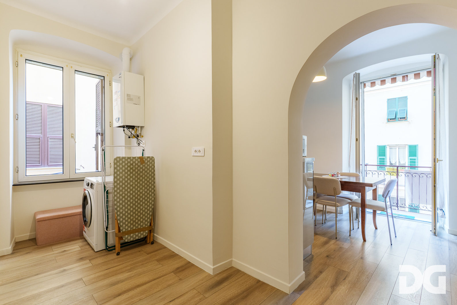 Immobiliare Del Guasta FOCE – VIA CASAREGIS PERFETTI MQ. 99 