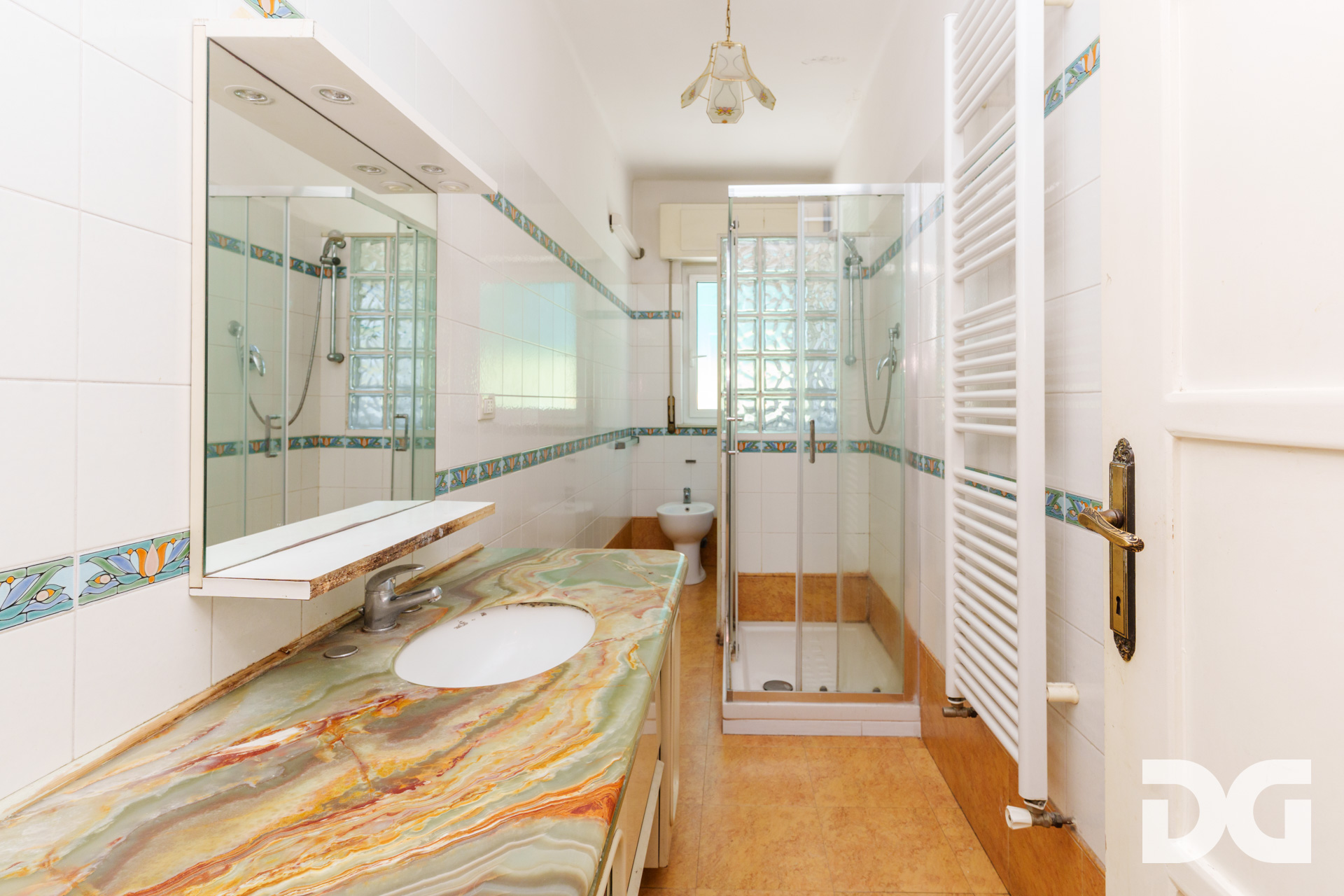 Immobiliare Del Guasta RECCO – PIAZZA MATTEOTTI MQ.134 CON BALCONATA 