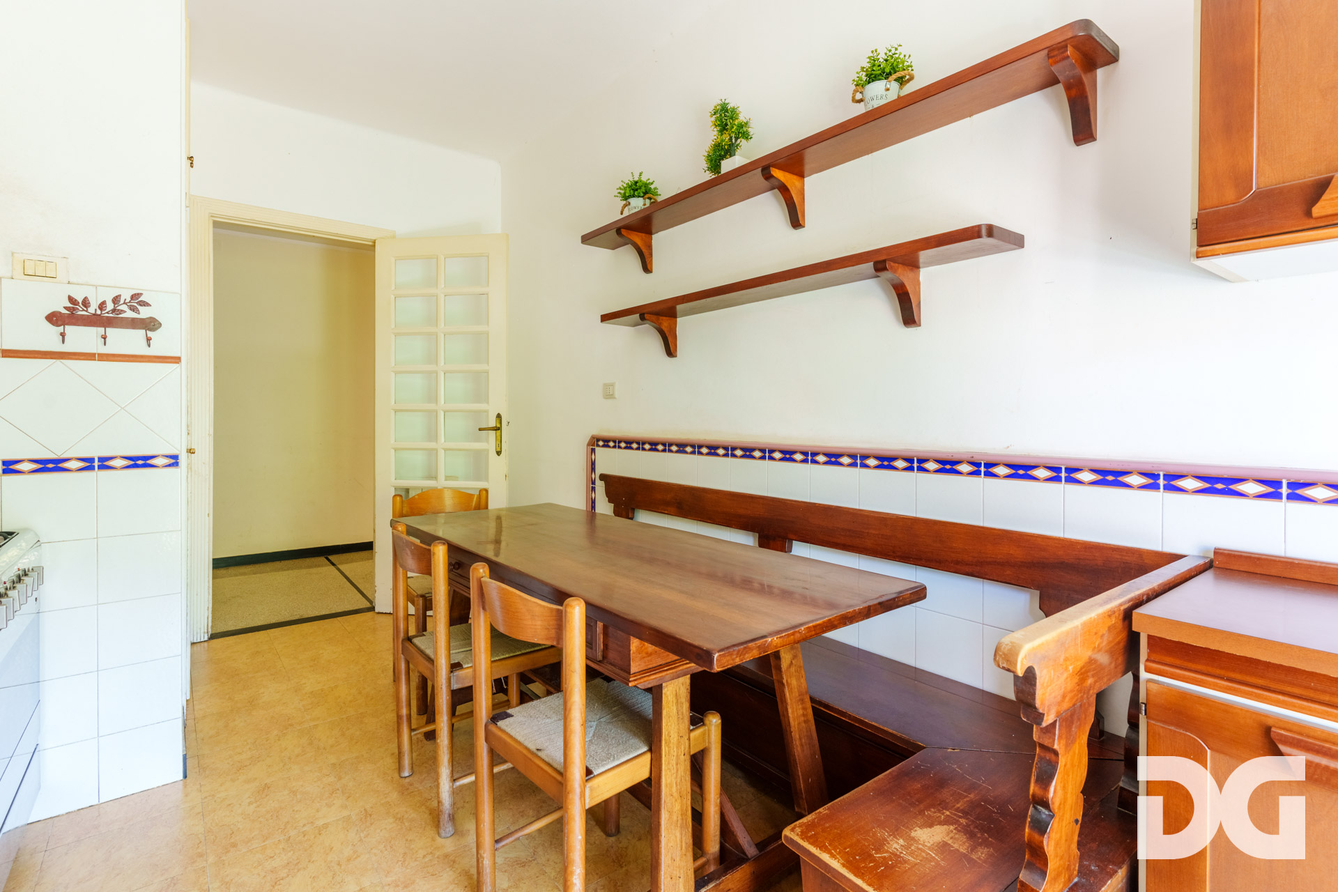 Immobiliare Del Guasta RECCO – PIAZZA MATTEOTTI MQ.134 CON BALCONATA 