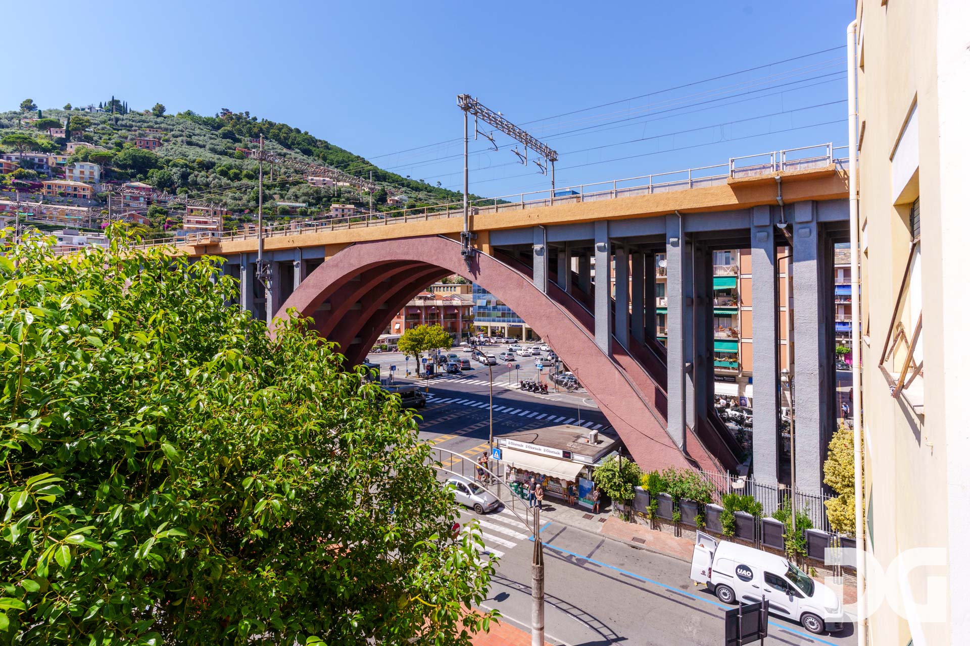 Immobiliare Del Guasta RECCO – PIAZZA MATTEOTTI MQ.134 CON BALCONATA 