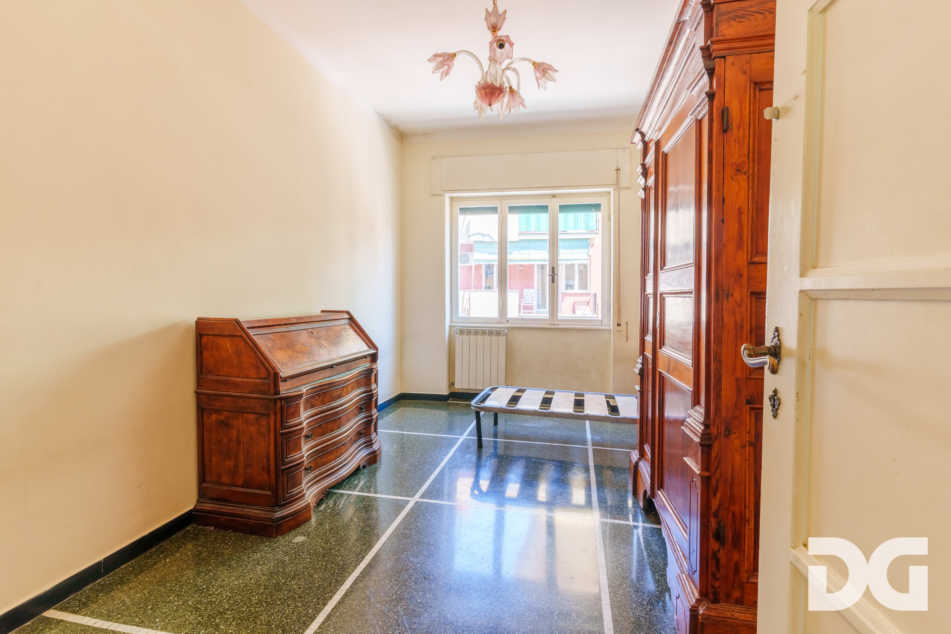 Immobiliare Del Guasta RECCO – PIAZZA MATTEOTTI MQ.134 CON BALCONATA 