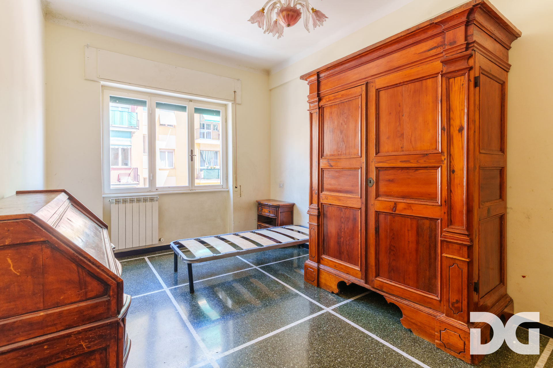 Immobiliare Del Guasta RECCO – PIAZZA MATTEOTTI MQ.134 CON BALCONATA 