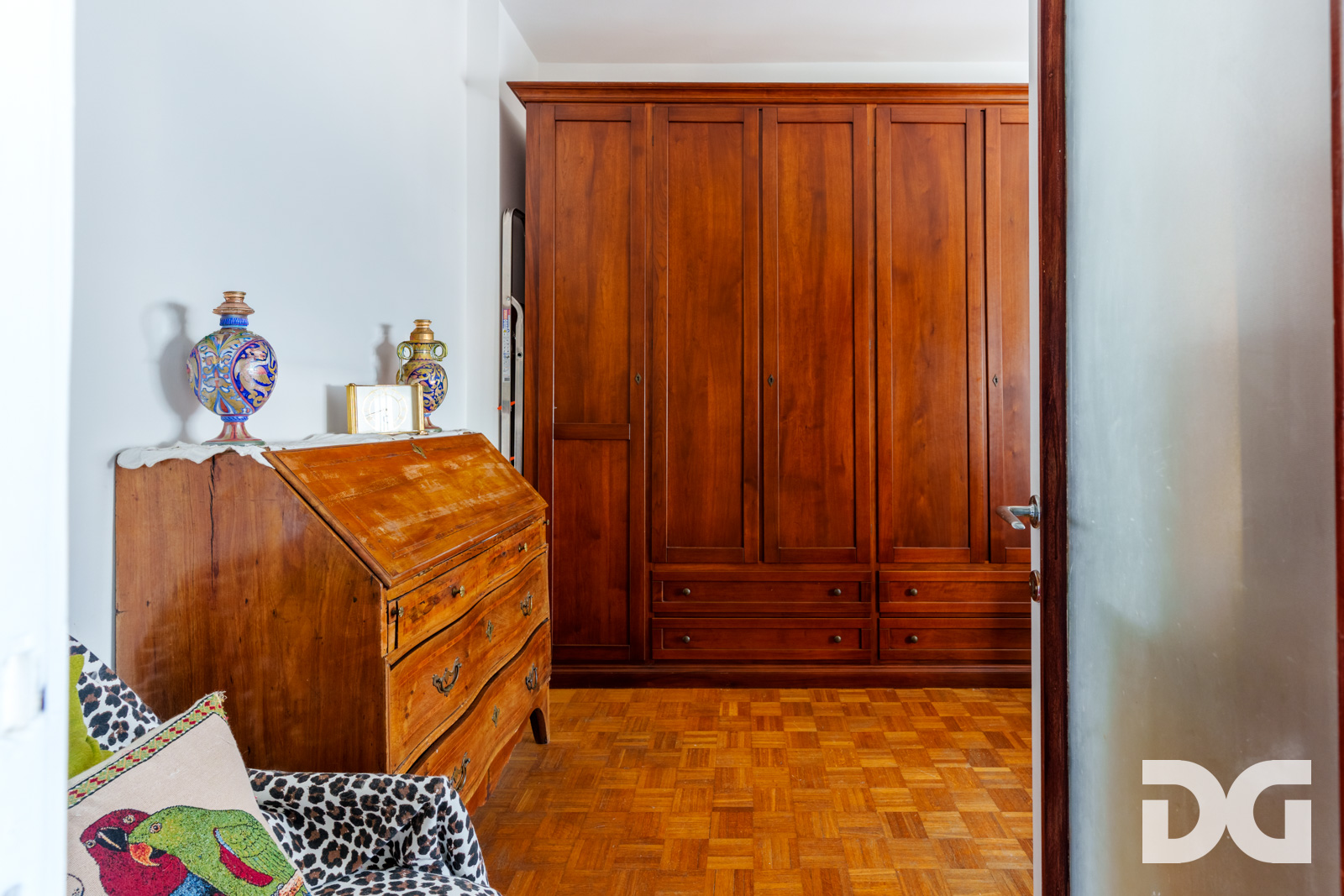 Immobiliare Del Guasta CENTRO – PIAZZA PICCAPIETRA ORDINATI MQ36 CON POGGIOLO