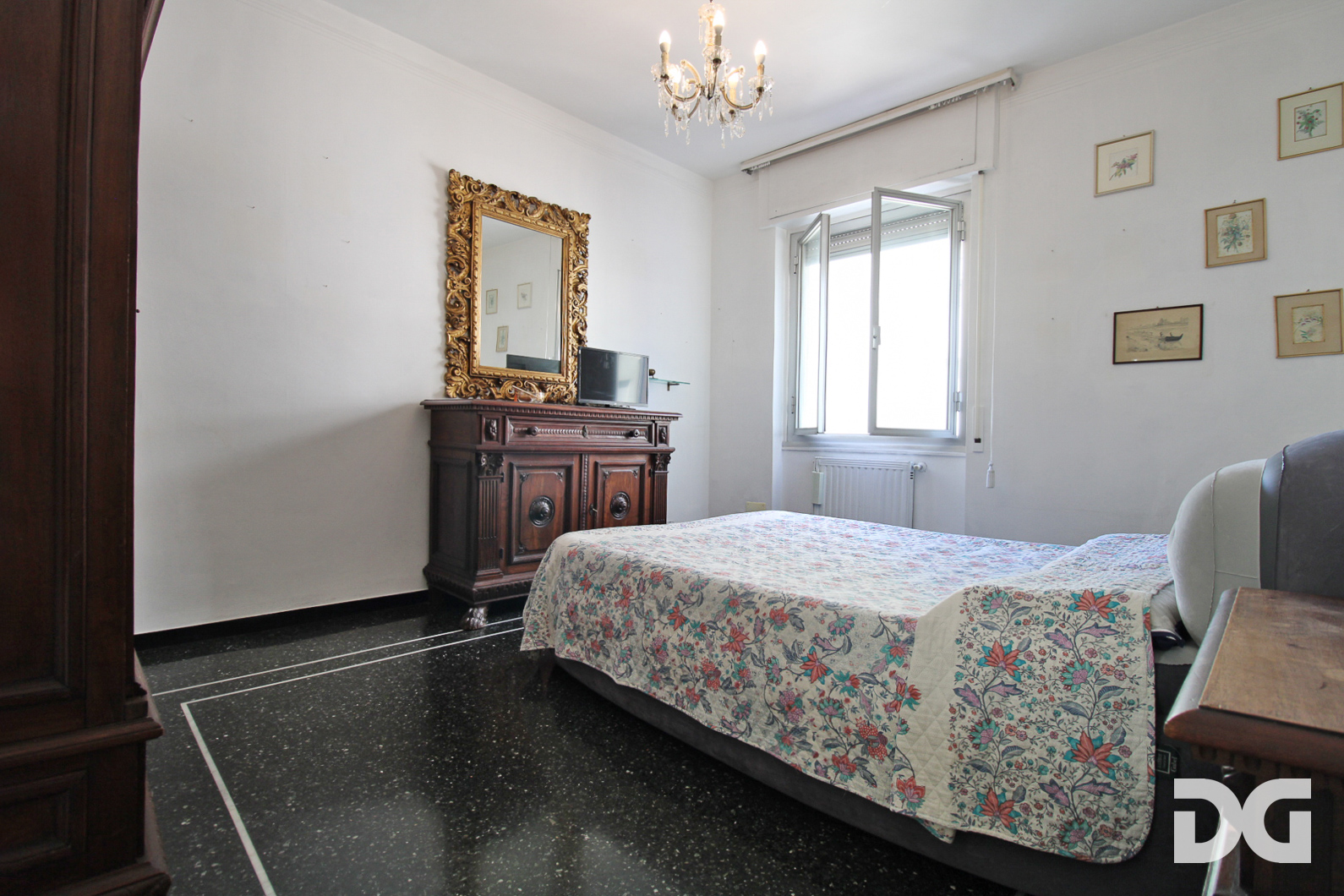 Immobiliare Del Guasta CASTELLETTO – VIA OGERIO PANE PANORAMICISSIMI MQ. 107 CON BACONATA E POSTO AUTO