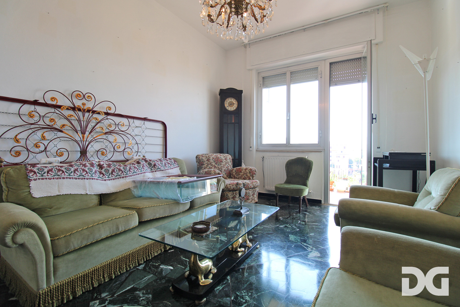 Immobiliare Del Guasta CASTELLETTO – VIA OGERIO PANE PANORAMICISSIMI MQ. 107 CON BACONATA E POSTO AUTO