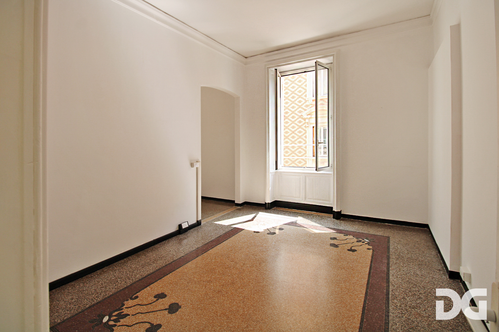 Immobiliare Del Guasta CENTRO – VIA FRUGONI 3 STANZE AD USO UFFICIO MQ.50 