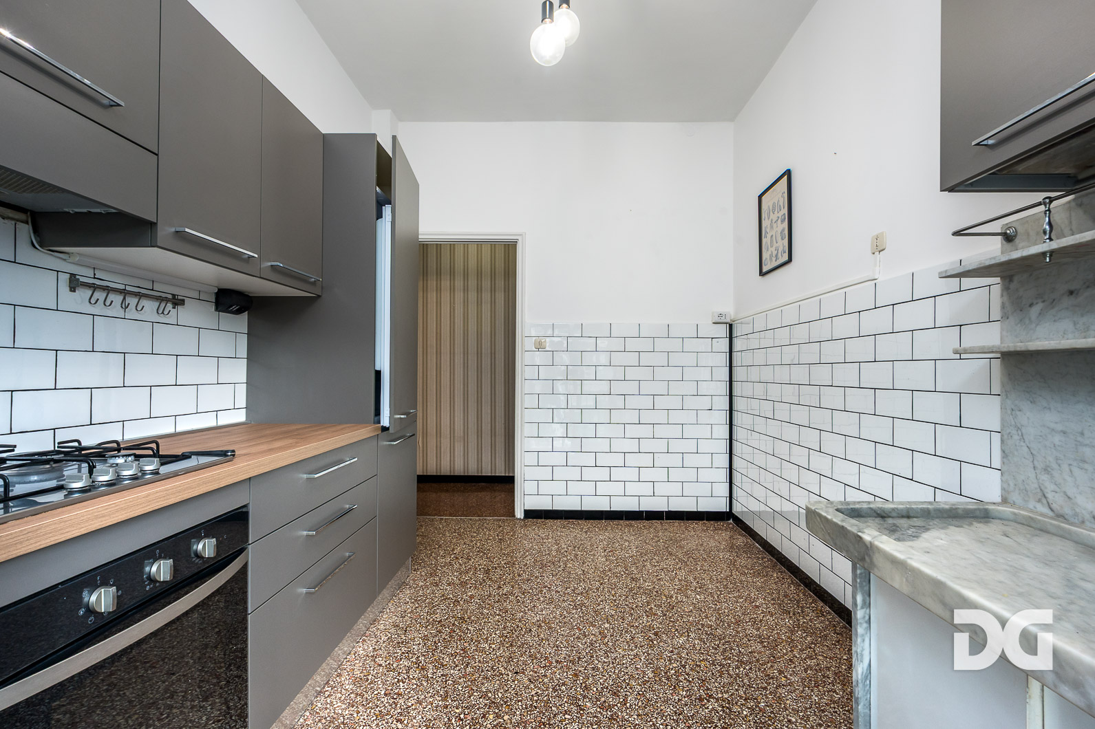 Immobiliare Del Guasta VILLA SCASSI ADIACENZE – MQ. 105 CON SCORCIO MARE 