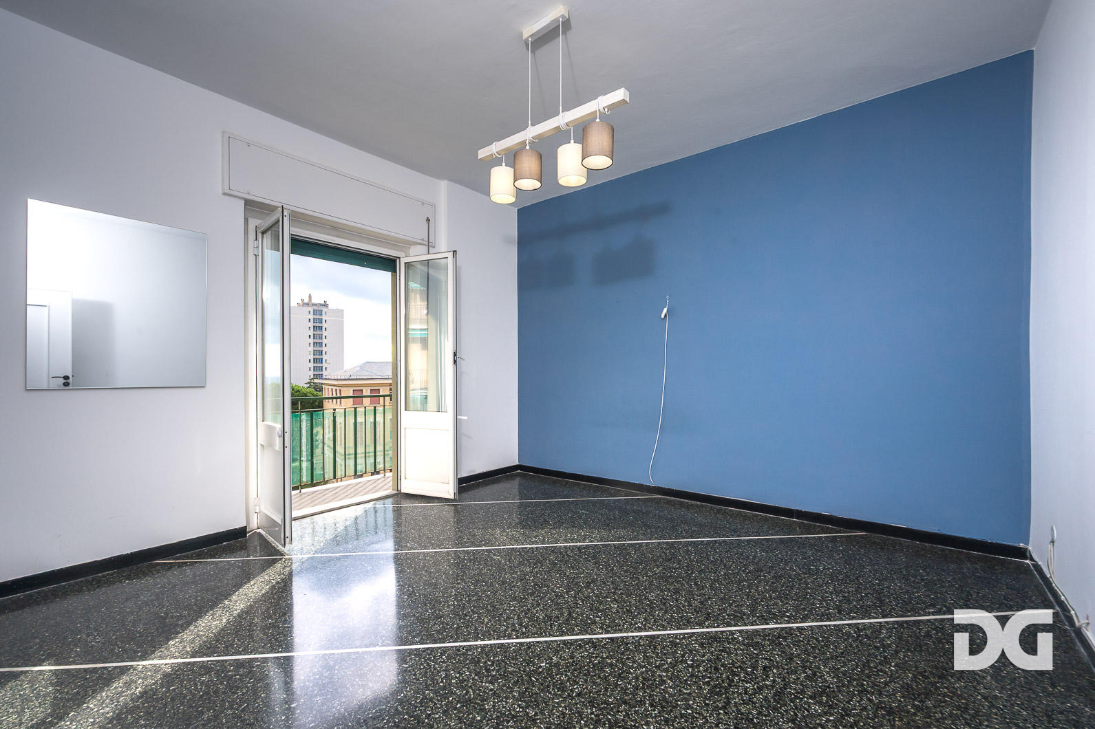 Immobiliare Del Guasta VILLA SCASSI ADIACENZE – MQ. 105 CON SCORCIO MARE 