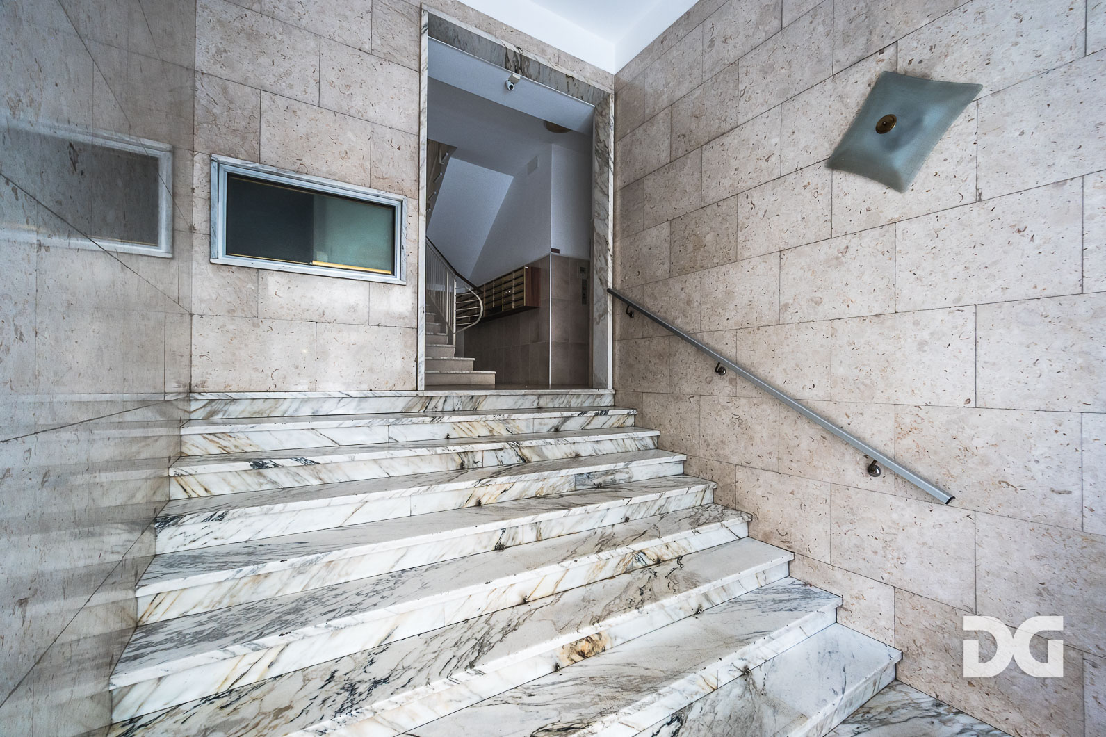 Immobiliare Del Guasta VILLA SCASSI ADIACENZE – MQ. 105 CON SCORCIO MARE 