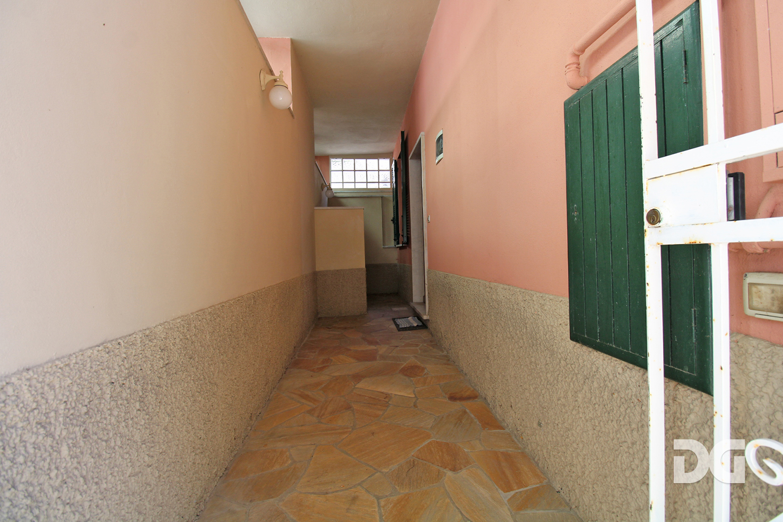 Immobiliare Del Guasta VIA SANT’ILARIO – MQ. 88 AFFACCIATI SUL MARE 