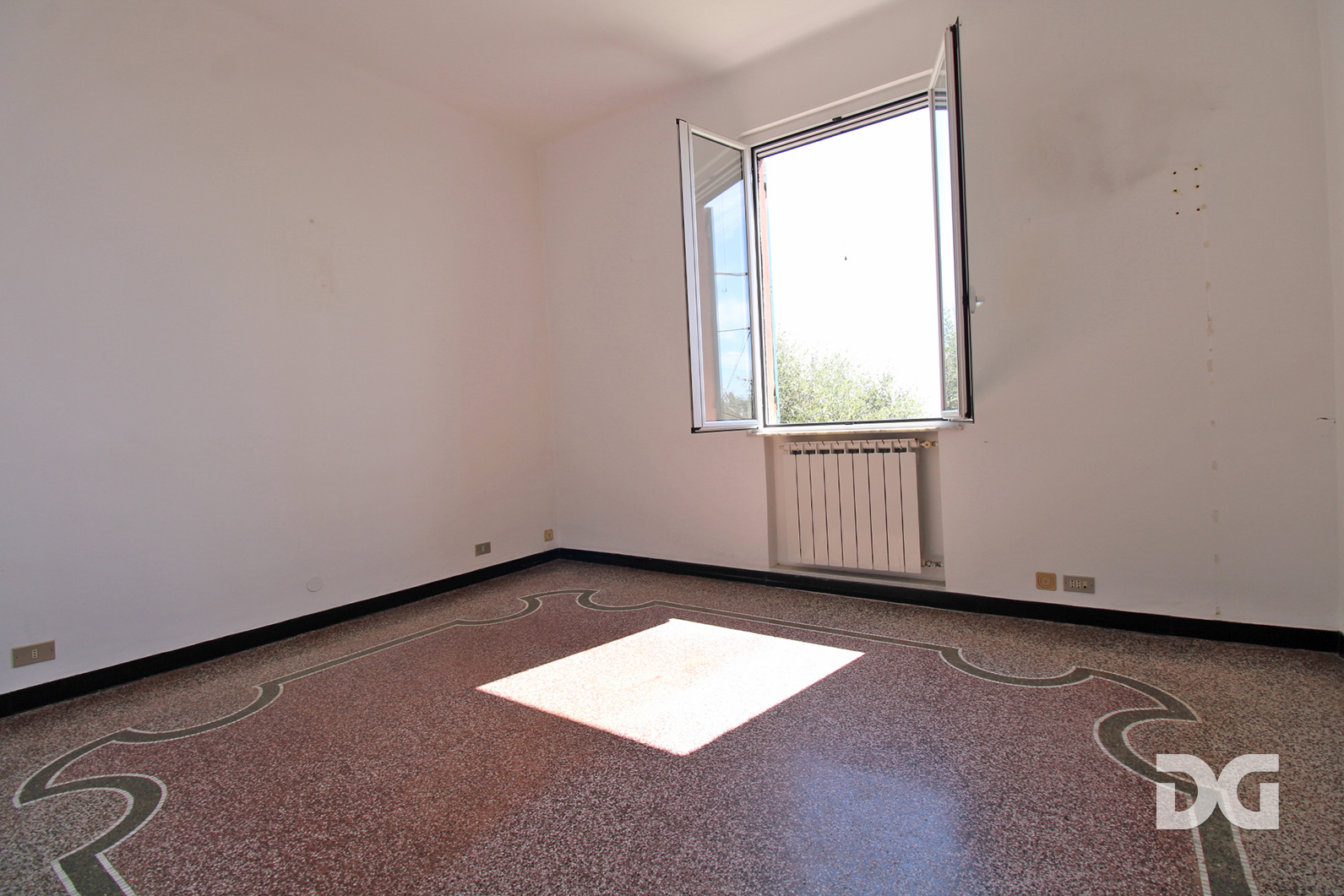Immobiliare Del Guasta VIA SANT’ILARIO – MQ. 88 AFFACCIATI SUL MARE 