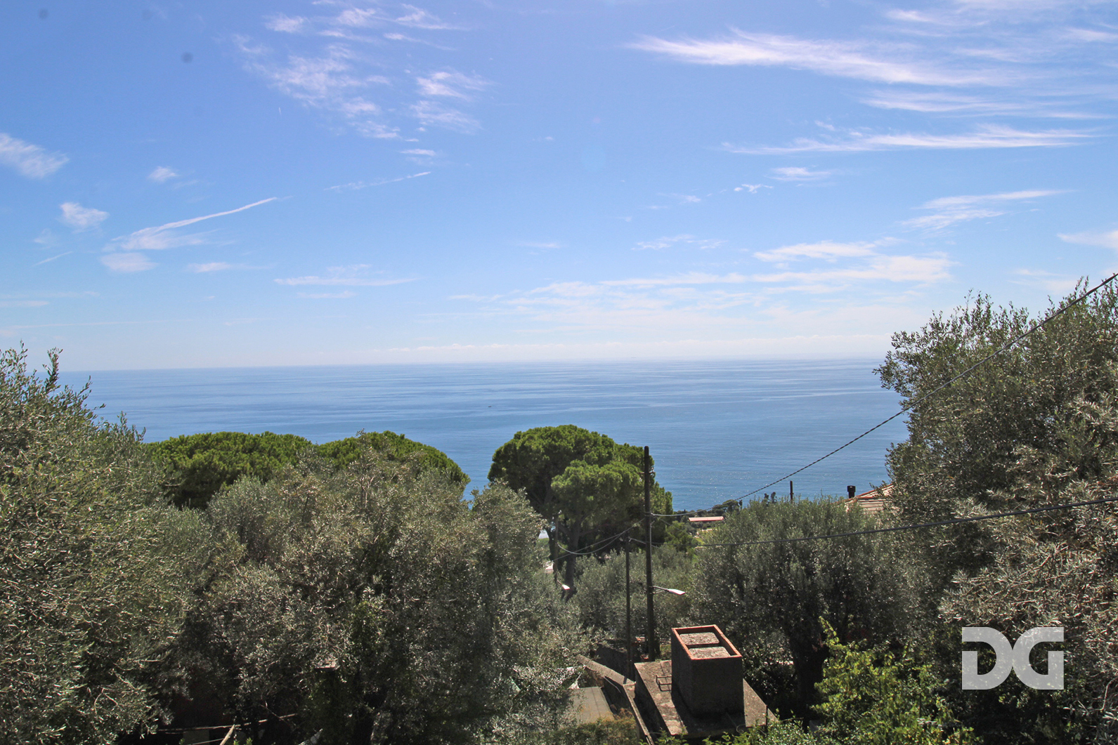 Immobiliare Del Guasta VIA SANT’ILARIO – MQ. 88 AFFACCIATI SUL MARE 