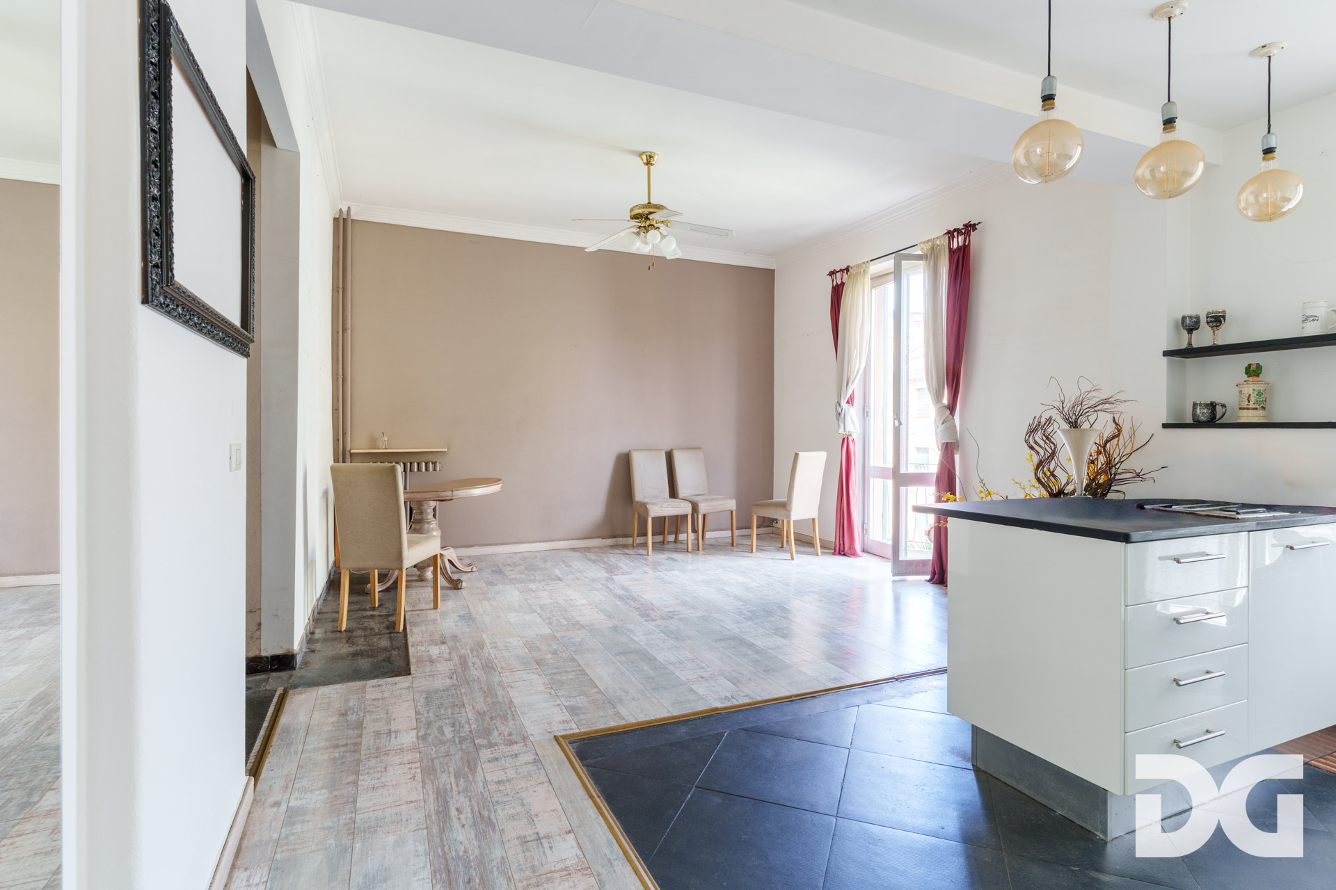 Immobiliare Del Guasta SAN MARTINO – VIA SAN MARTINO LUMINOSI E SILENZIOSI MQ.101 CON POGGIOLI