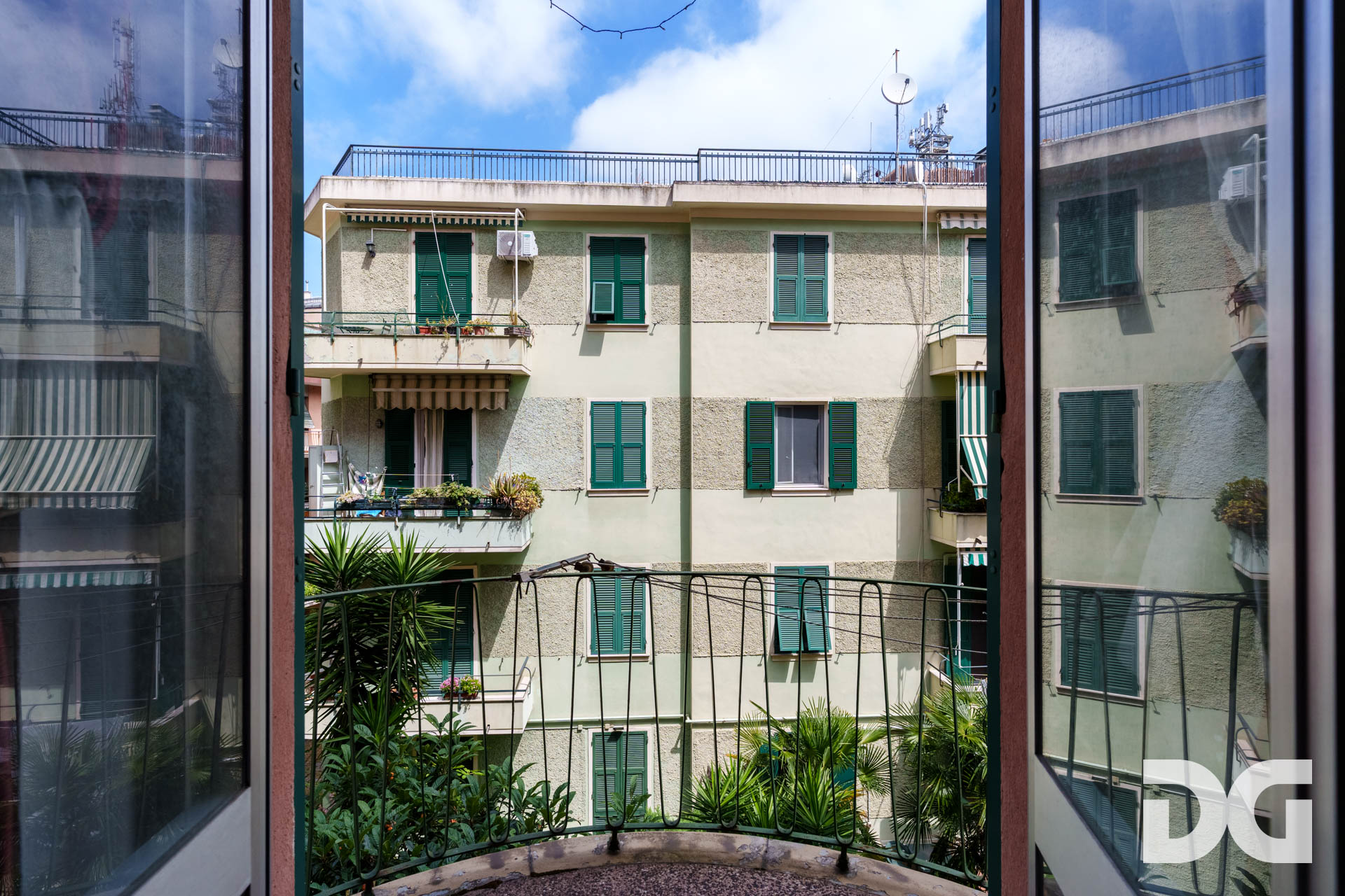 Immobiliare Del Guasta SAN MARTINO – VIA SAN MARTINO LUMINOSI E SILENZIOSI MQ.101 CON POGGIOLI
