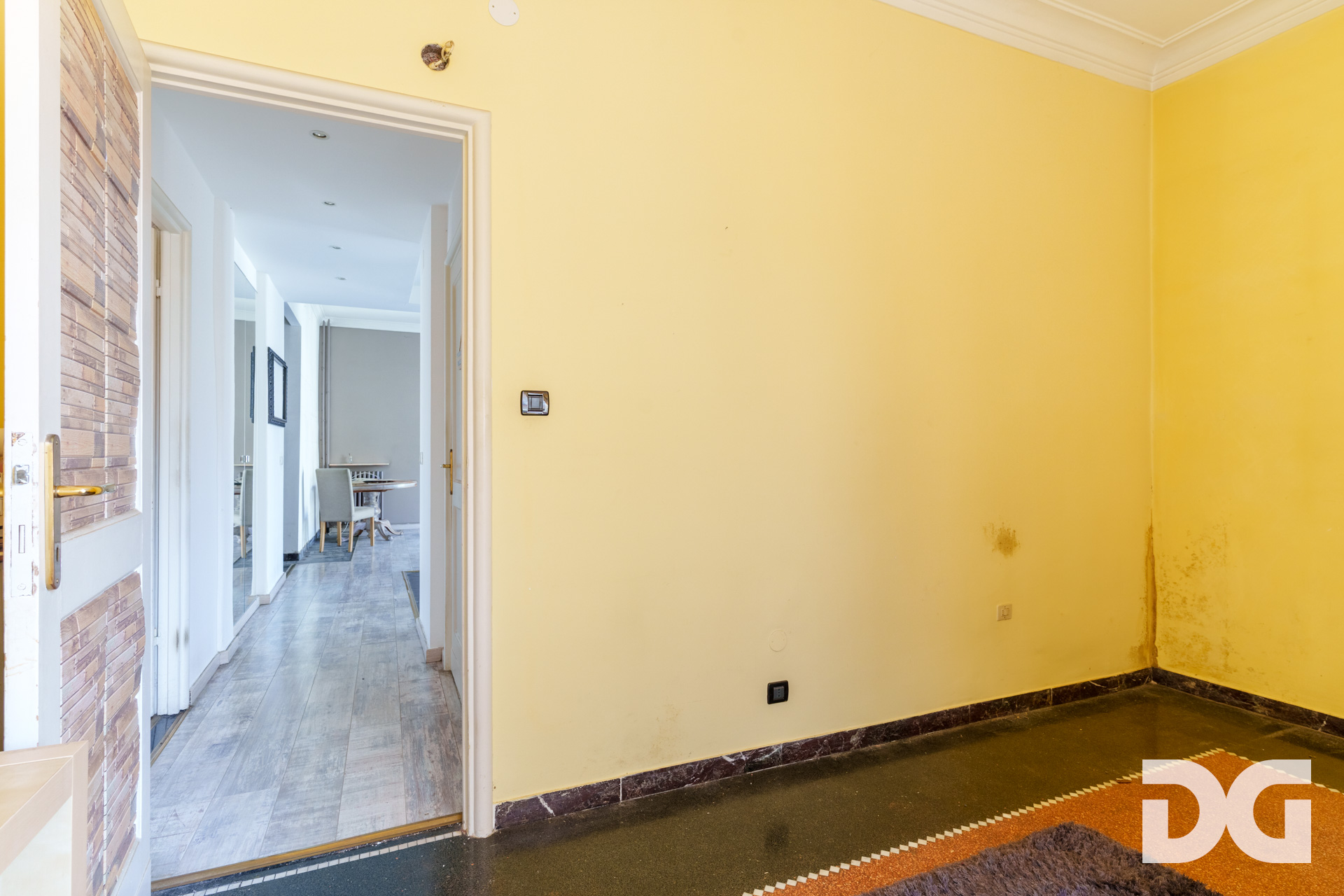 Immobiliare Del Guasta SAN MARTINO – VIA SAN MARTINO LUMINOSI E SILENZIOSI MQ.101 CON POGGIOLI
