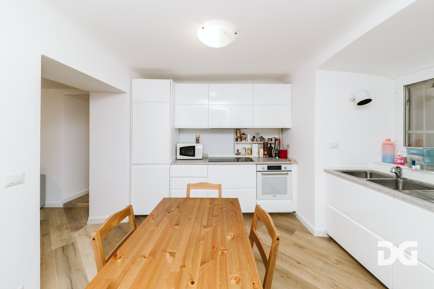 Immobiliare Del Guasta CARIGNANO – SCALINATA SANTA MARIA IN VIA LATA RISTRUTTURATI MQ. 107 