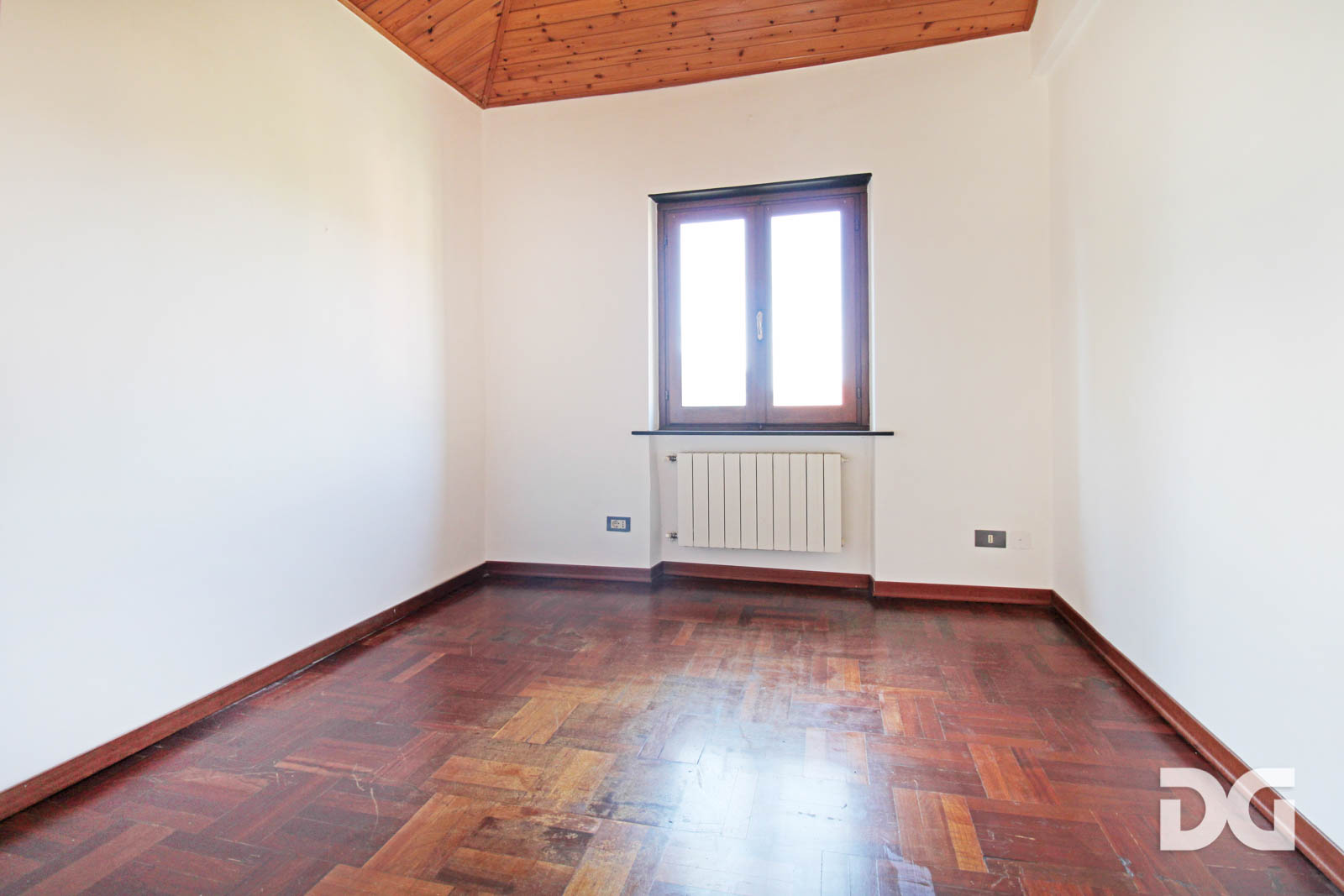 Immobiliare Del Guasta VIA SANT’OLCESE – MQ. 96 ULTIMO PIANO 