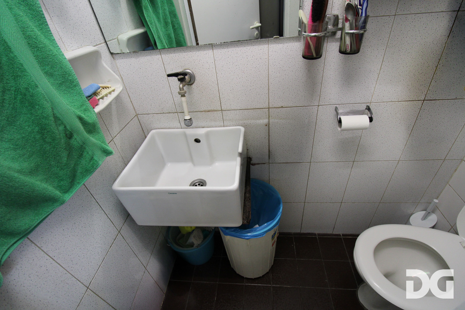 Immobiliare Del Guasta CENTRO – VIA GALATA NEGOZIO MQ. 94