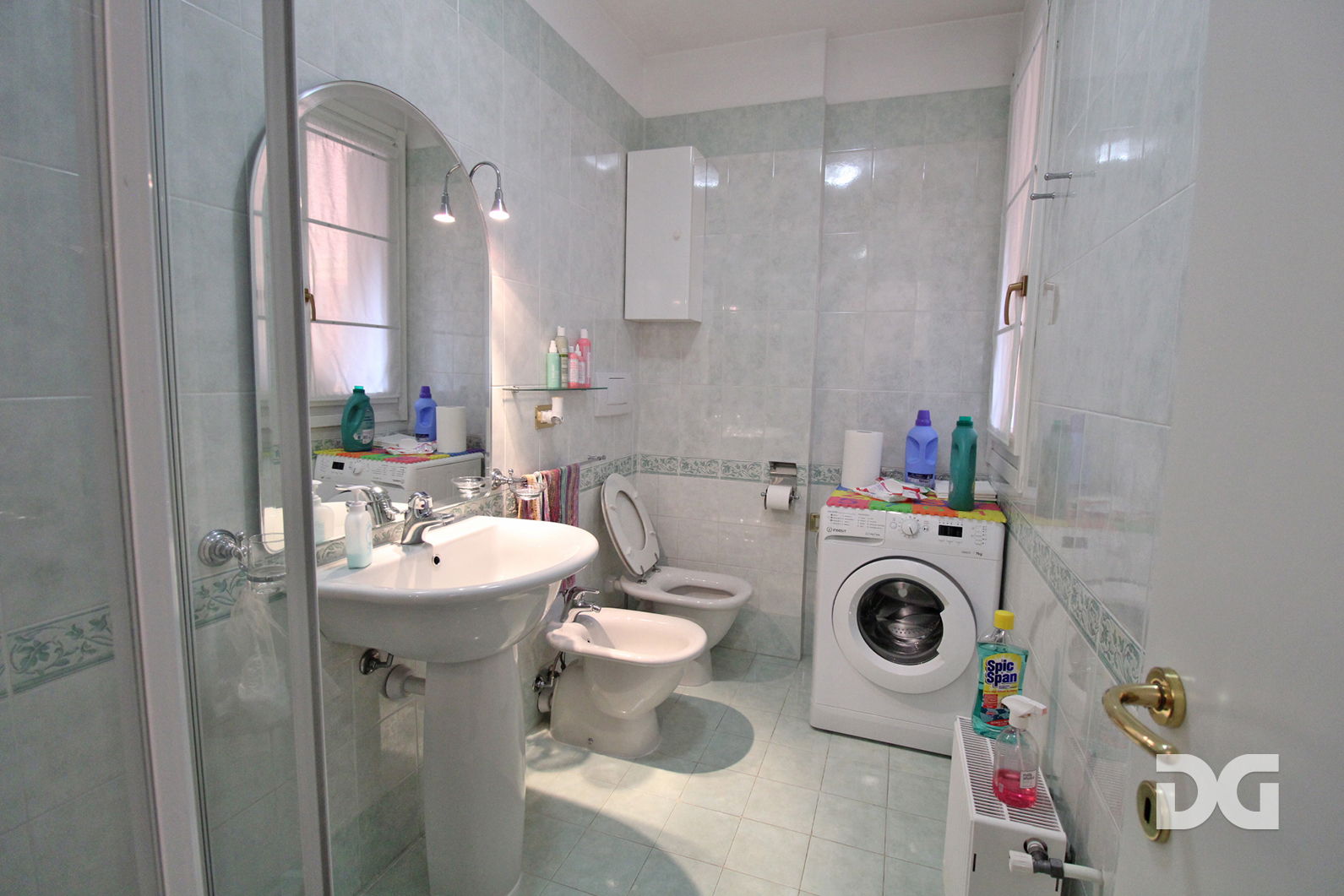 Immobiliare Del Guasta PIAZZA CARIGNANO ADIACENZE – ARREDATI MQ. 115 CON BOX 