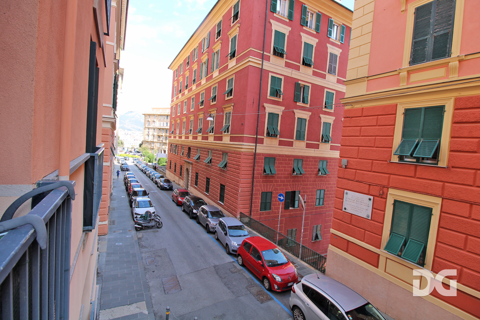 Immobiliare Del Guasta PIAZZA CARIGNANO ADIACENZE – ARREDATI MQ. 115 CON BOX 
