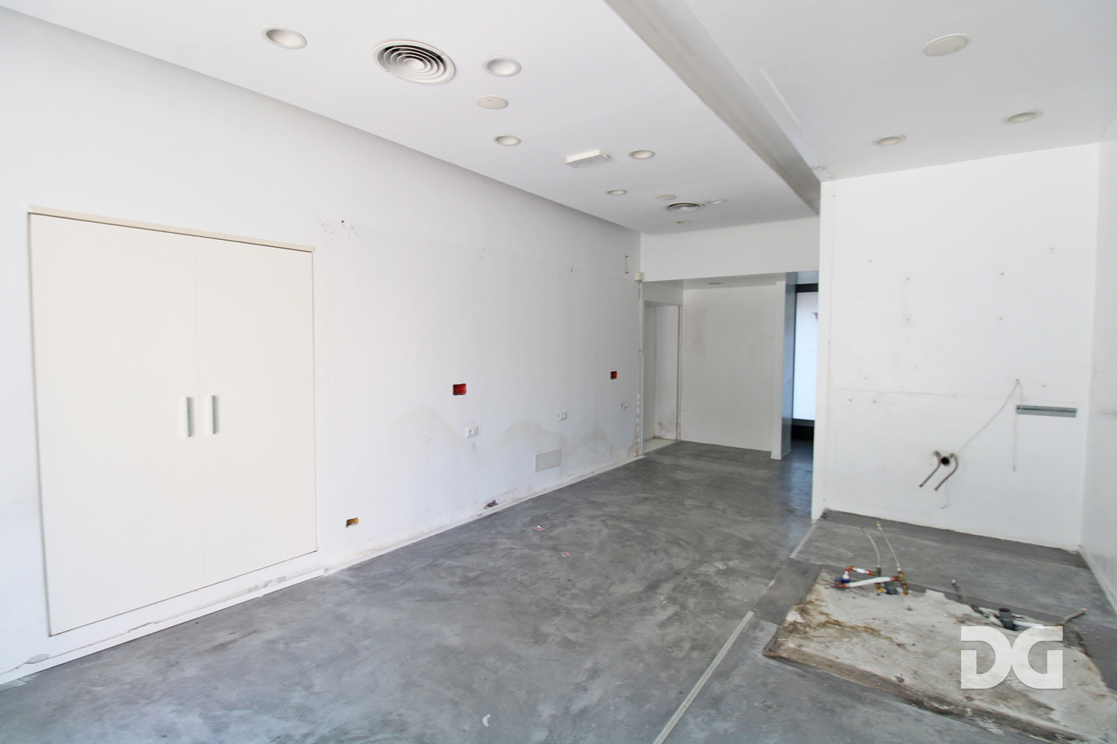Immobiliare Del Guasta VIA CAPRERA – NEGOZIO MQ. 40 