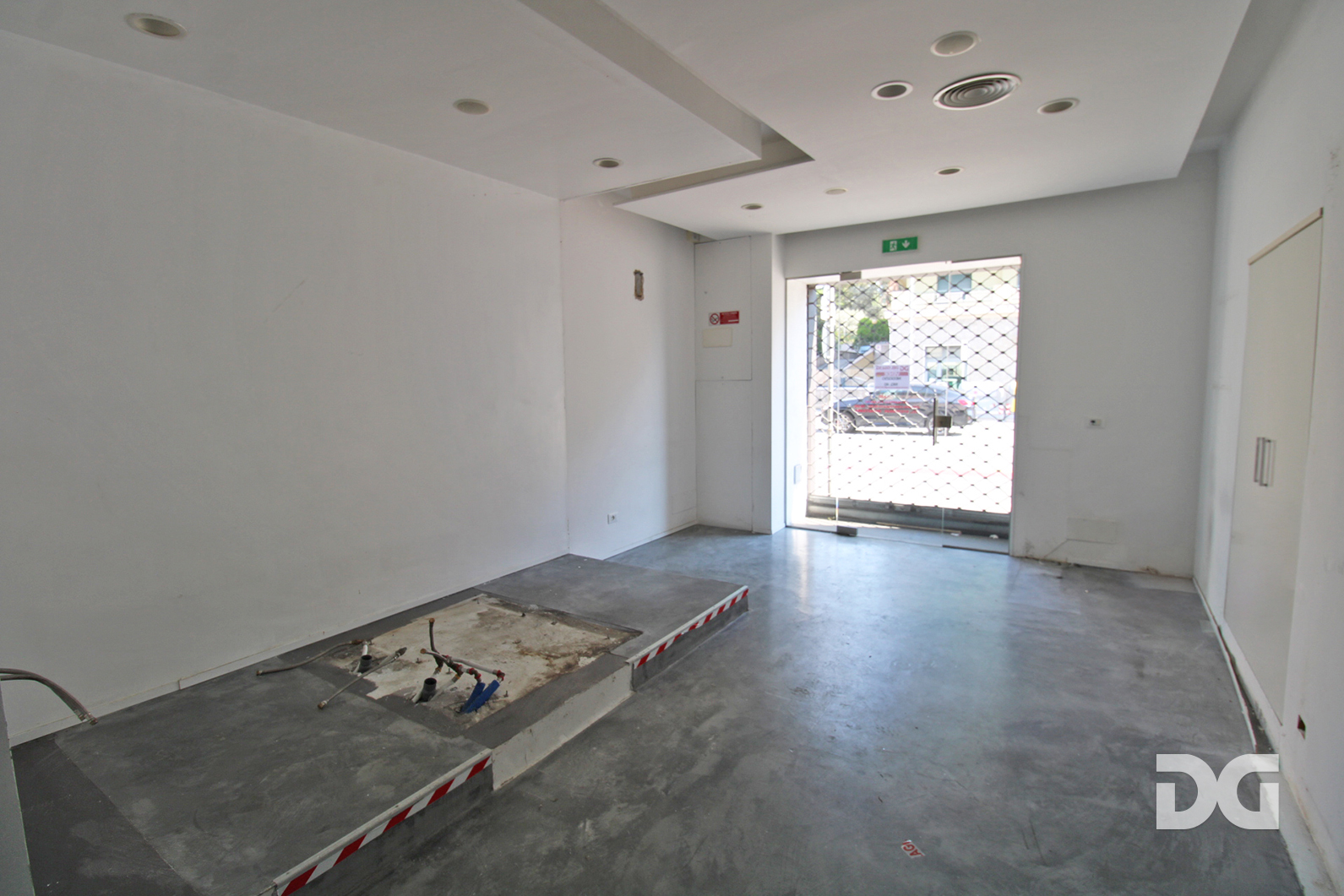 Immobiliare Del Guasta VIA CAPRERA – NEGOZIO MQ. 40 