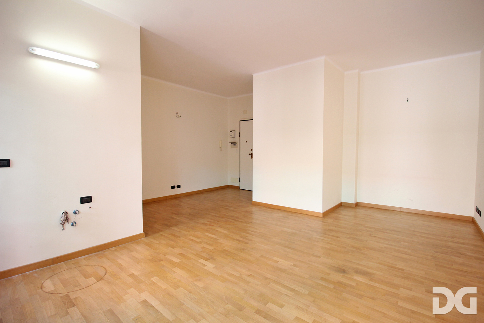 Immobiliare Del Guasta VIA S. MARTINO ADIACENZE – UFFICIO RISTRUTTURATO MQ. 40 