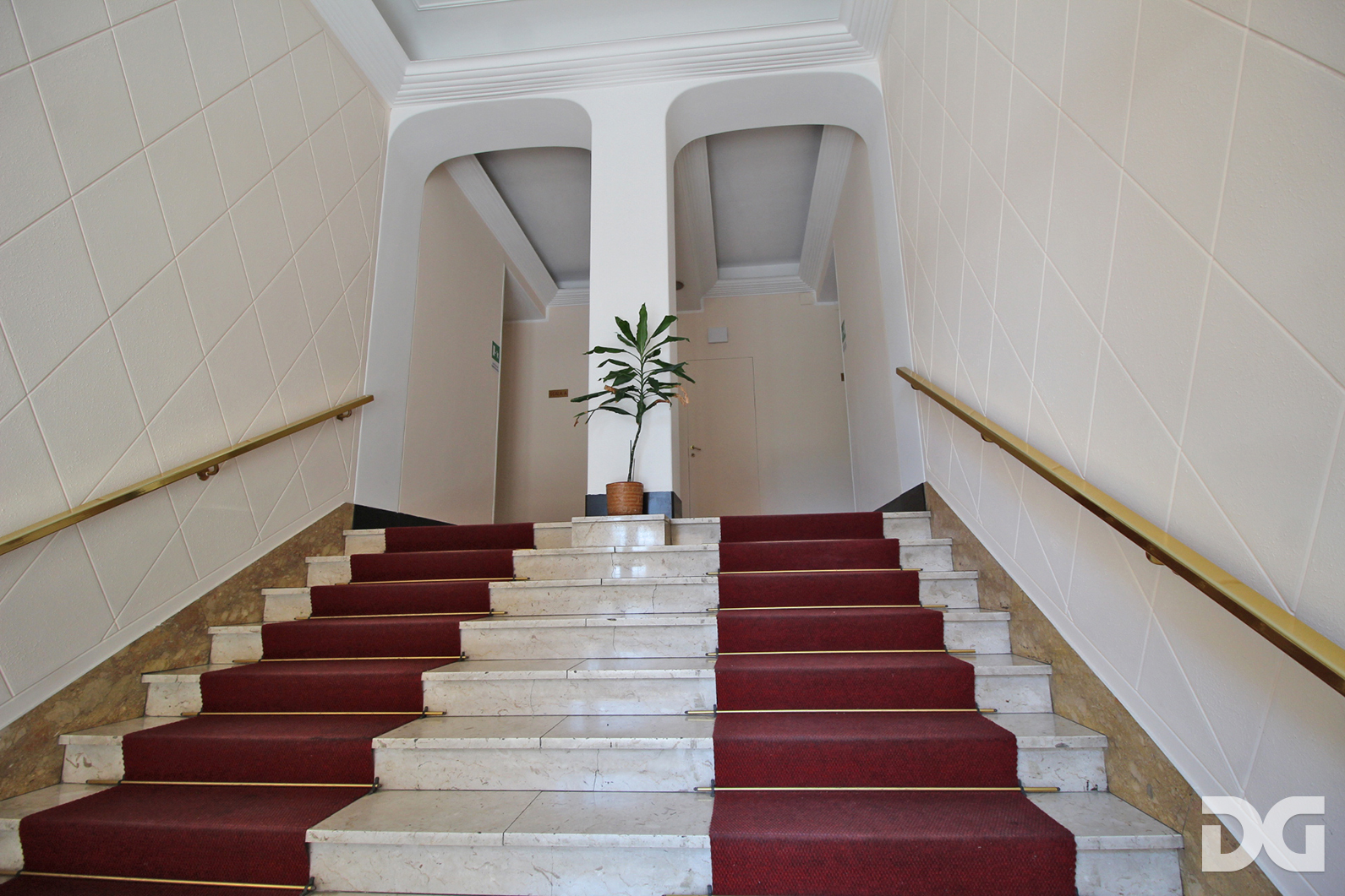 Immobiliare Del Guasta VIA S. MARTINO ADIACENZE – UFFICIO RISTRUTTURATO MQ. 40 