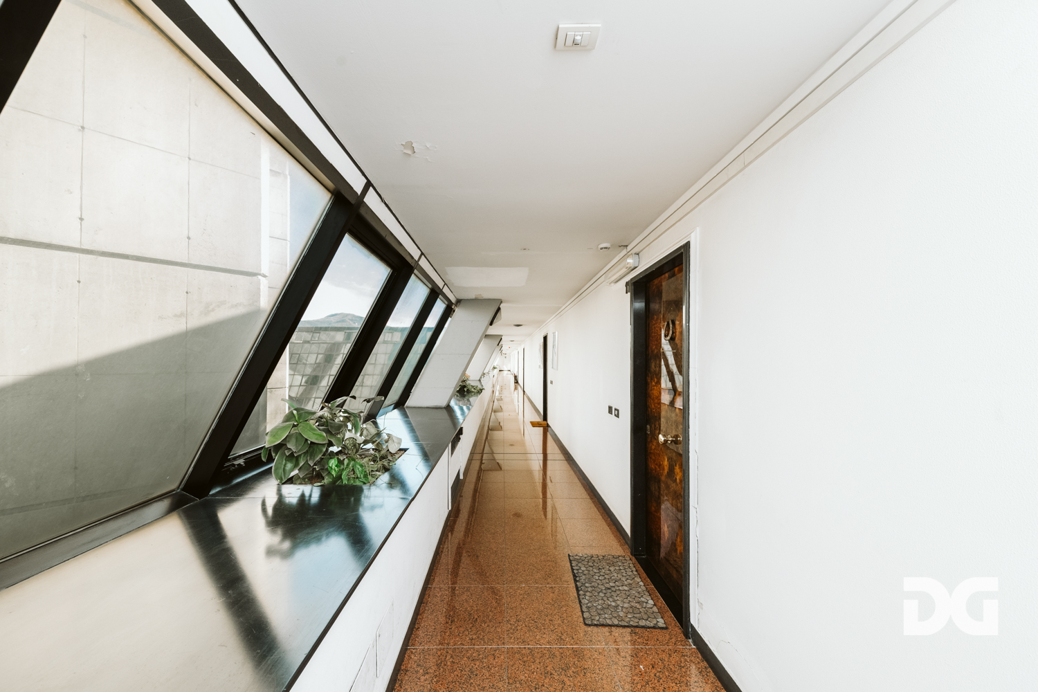 Immobiliare Del Guasta FOCE – CORTE LAMBRUSCHINI UFFICIO MQ. 130 