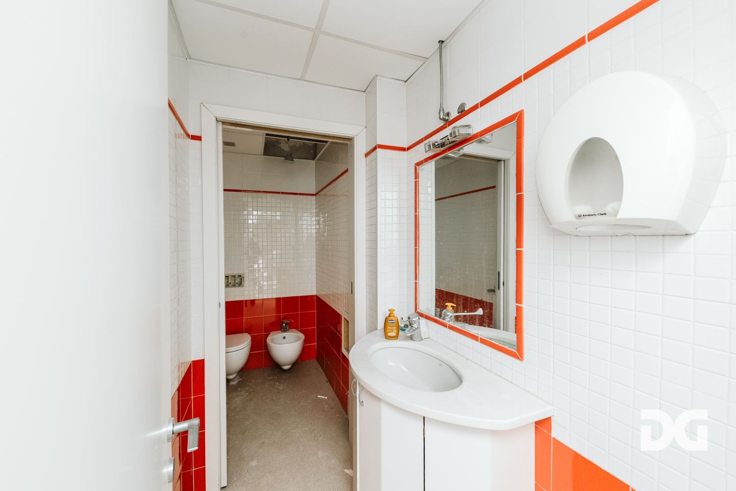 Immobiliare Del Guasta FOCE – CORTE LAMBRUSCHINI UFFICIO MQ. 130 