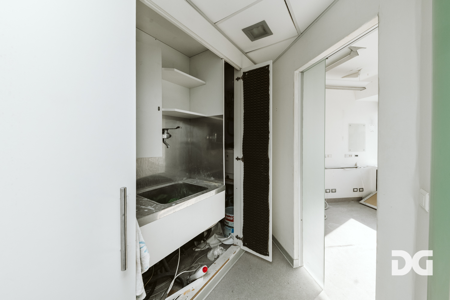 Immobiliare Del Guasta FOCE – CORTE LAMBRUSCHINI UFFICIO MQ. 130 