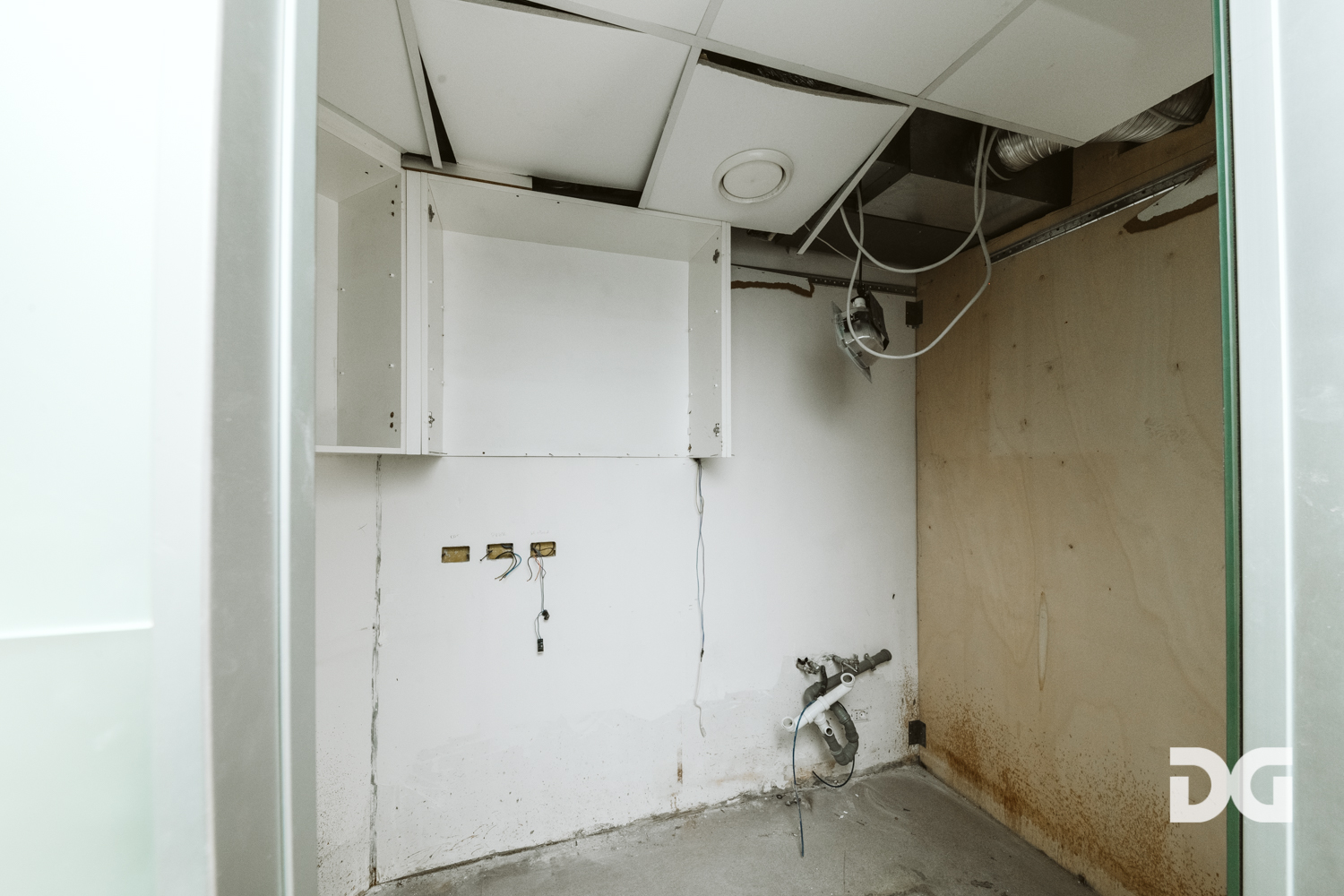 Immobiliare Del Guasta FOCE – CORTE LAMBRUSCHINI UFFICIO MQ. 130 