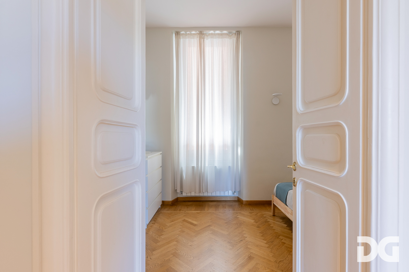 Immobiliare Del Guasta CENTRO STORICO – VIA CAIROLI PERFETTI E LUMINOSISSIMI MQ.124