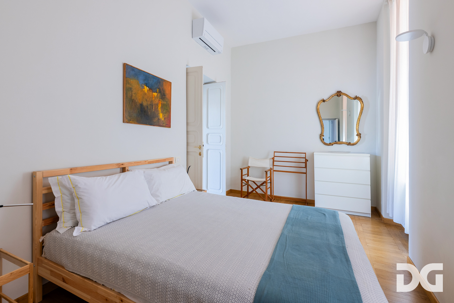Immobiliare Del Guasta CENTRO STORICO – VIA CAIROLI PERFETTI E LUMINOSISSIMI MQ.124
