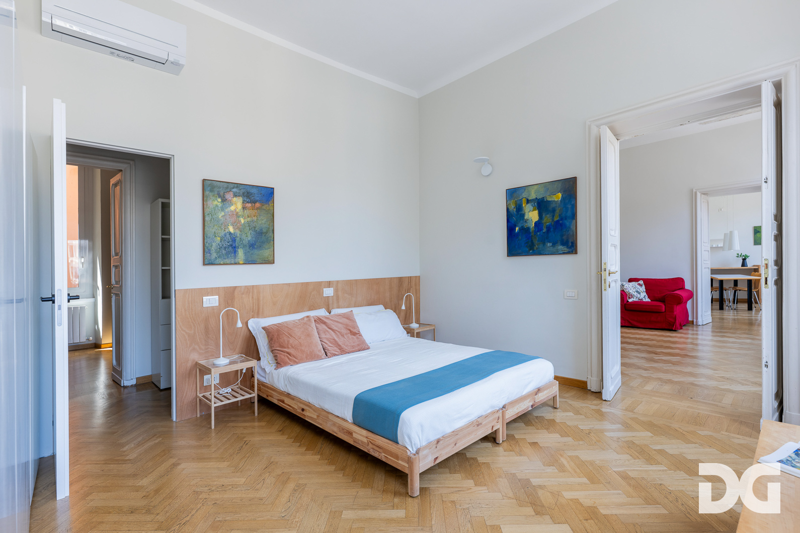 Immobiliare Del Guasta CENTRO STORICO – VIA CAIROLI PERFETTI E LUMINOSISSIMI MQ.124