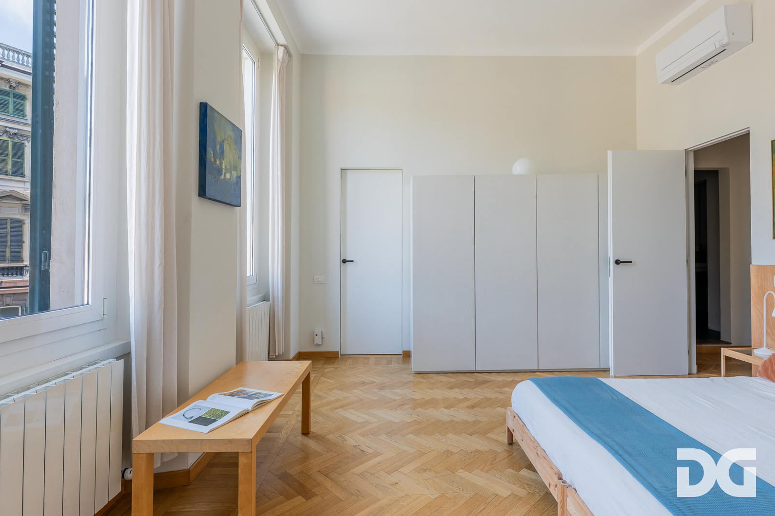 Immobiliare Del Guasta CENTRO STORICO – VIA CAIROLI PERFETTI E LUMINOSISSIMI MQ.124