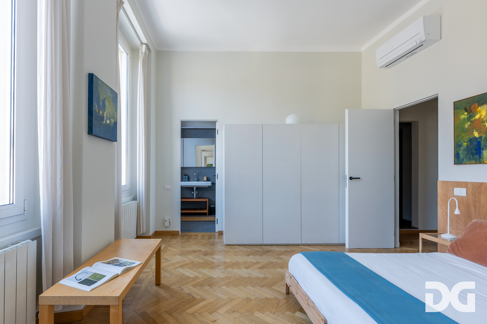 Immobiliare Del Guasta CENTRO STORICO – VIA CAIROLI PERFETTI E LUMINOSISSIMI MQ.124