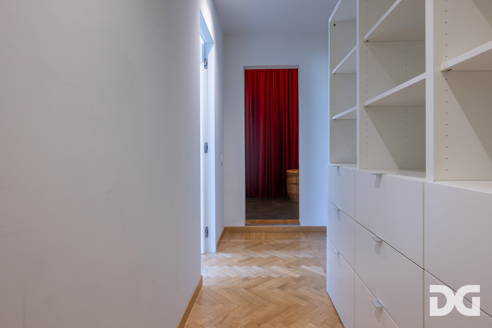 Immobiliare Del Guasta CENTRO STORICO – VIA CAIROLI PERFETTI E LUMINOSISSIMI MQ.124