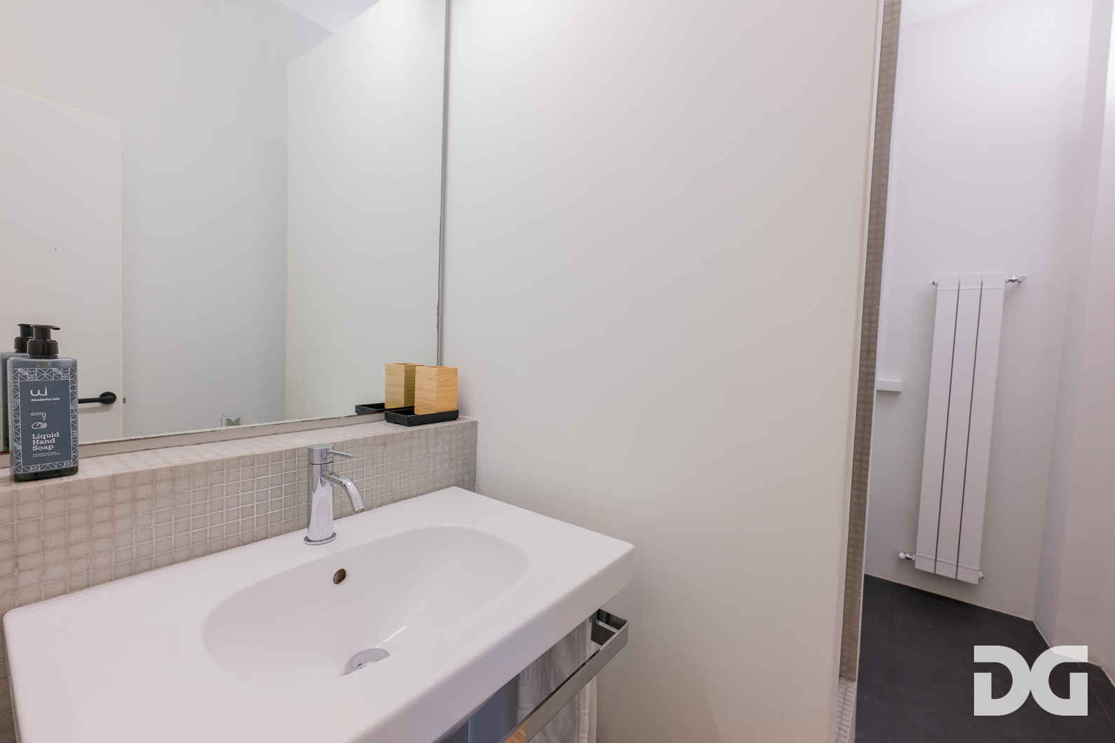 Immobiliare Del Guasta CENTRO STORICO – VIA CAIROLI PERFETTI E LUMINOSISSIMI MQ.124